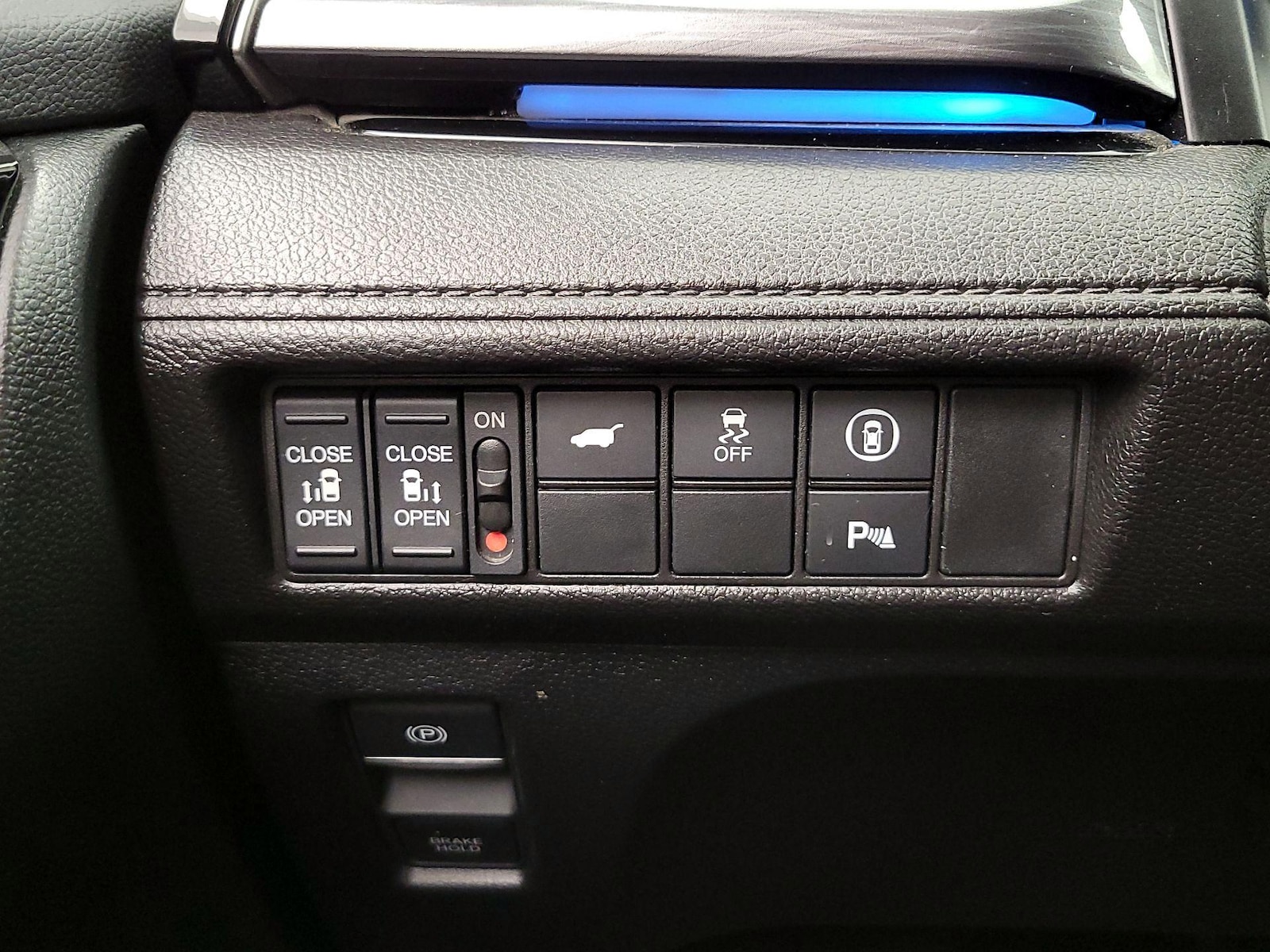 2024 Honda Odyssey Elite - Photo 14
