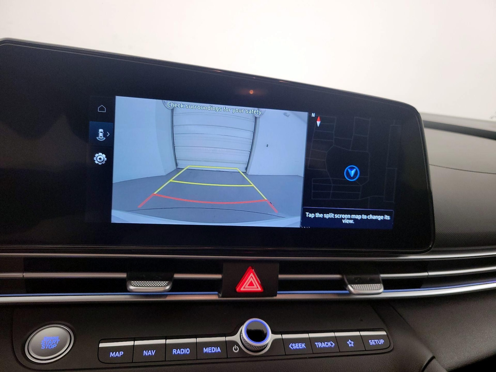 2025 Hyundai Elantra SEL - Photo 15