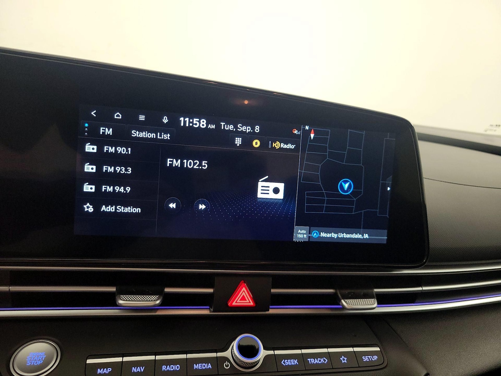 2025 Hyundai Elantra SEL - Photo 16
