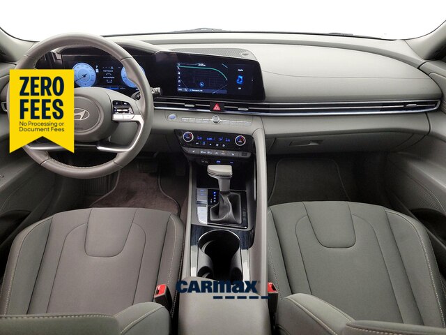 White 2025 Hyundai Elantra Sedan Front-Wheel Drive Automatic
