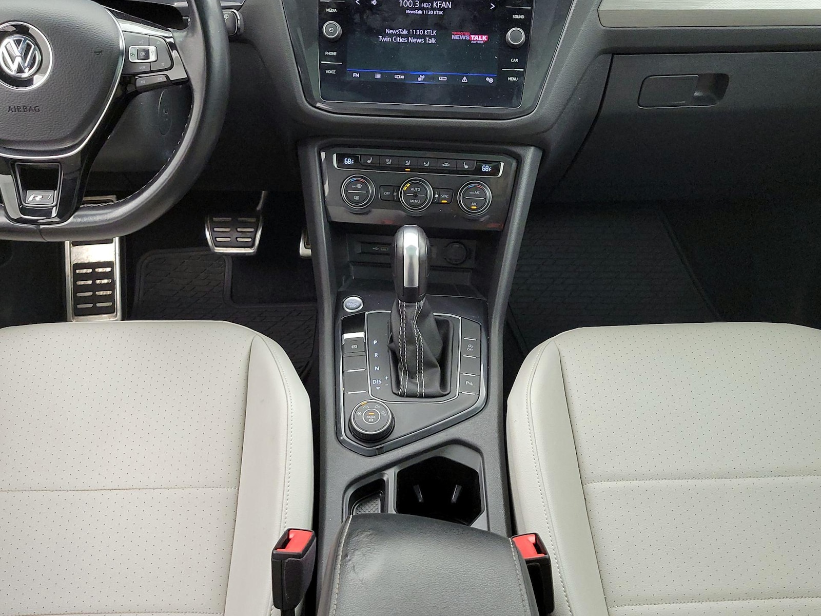 2021 Volkswagen Tiguan SE R-LINE BLACK - Photo 18
