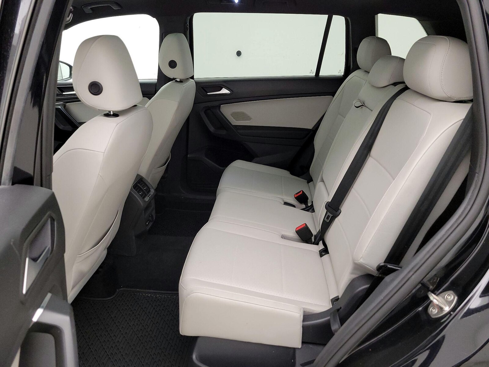 2021 Volkswagen Tiguan SE R-LINE BLACK - Photo 21