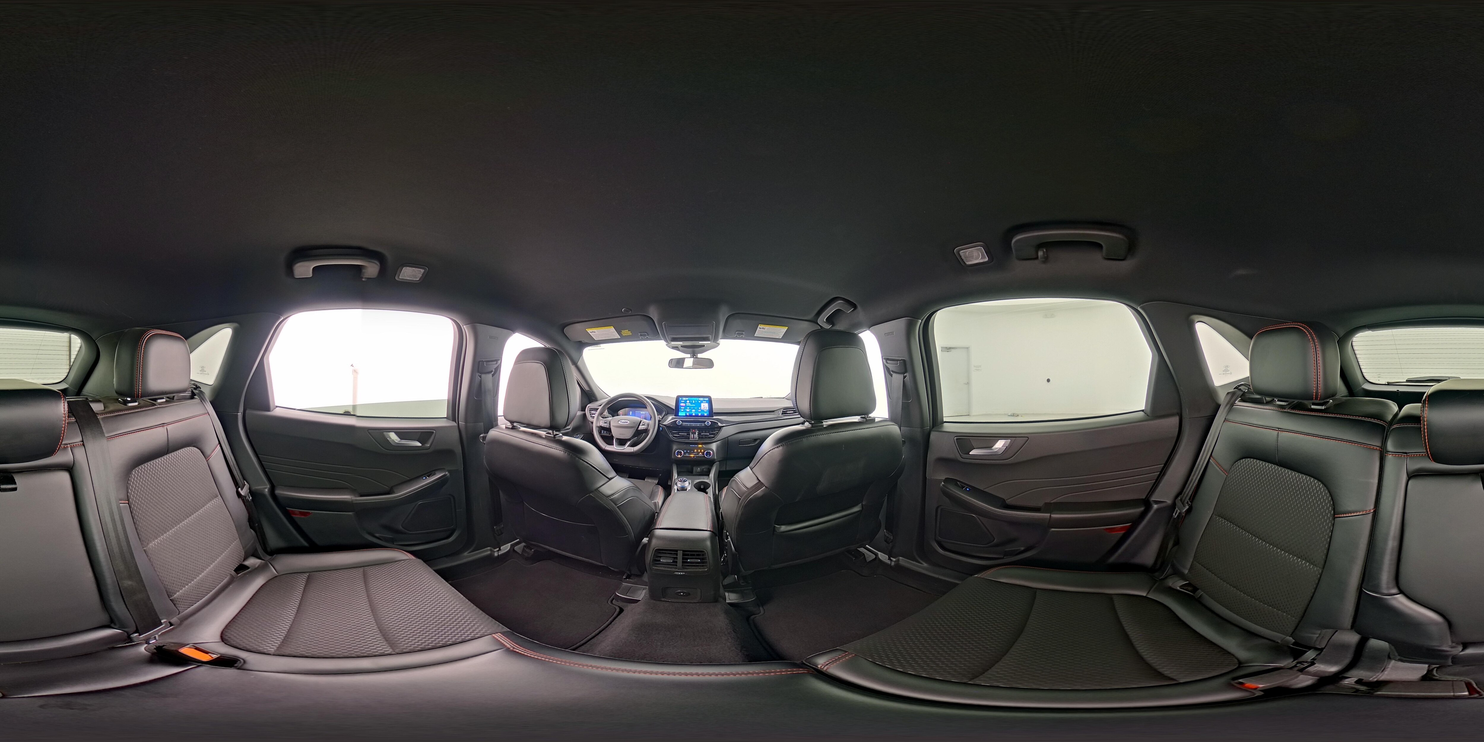 2025 Ford Escape ST-Line - Photo 25