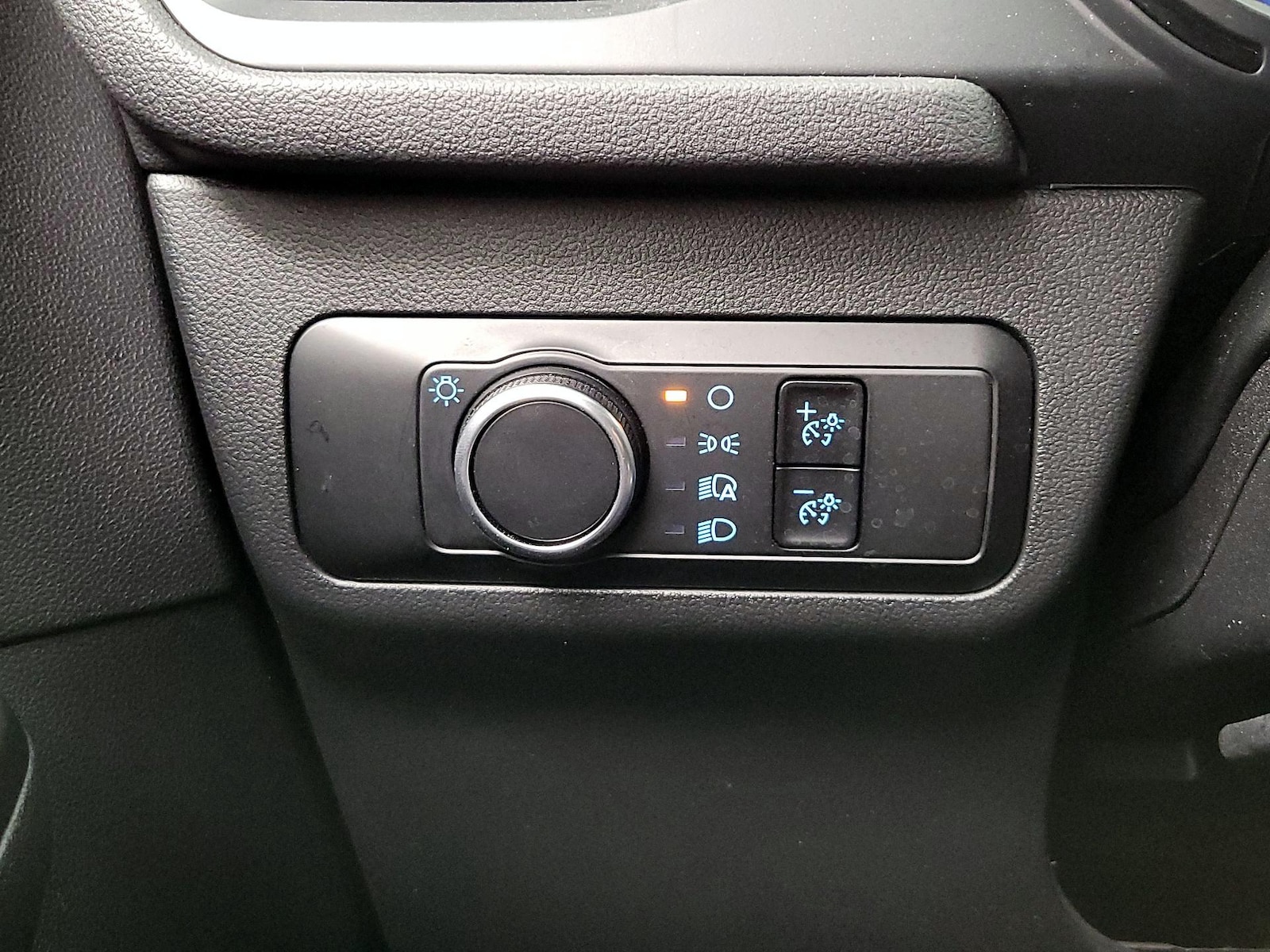 2025 Ford Escape ST-Line - Photo 14