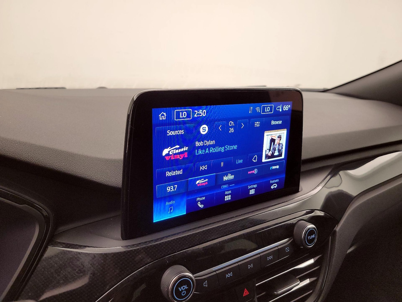 2025 Ford Escape ST-Line - Photo 16