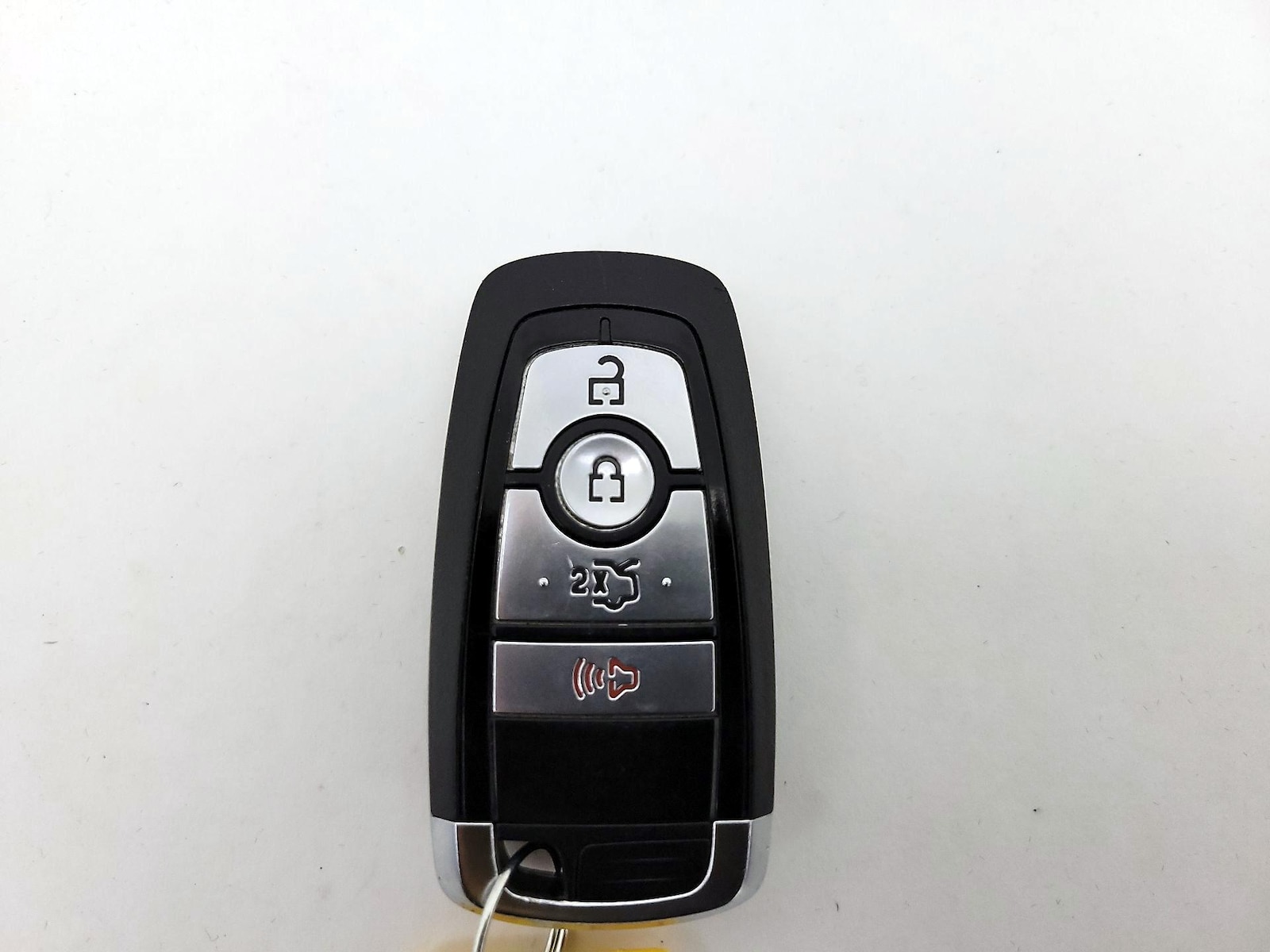 2025 Ford Escape ST-Line - Photo 23