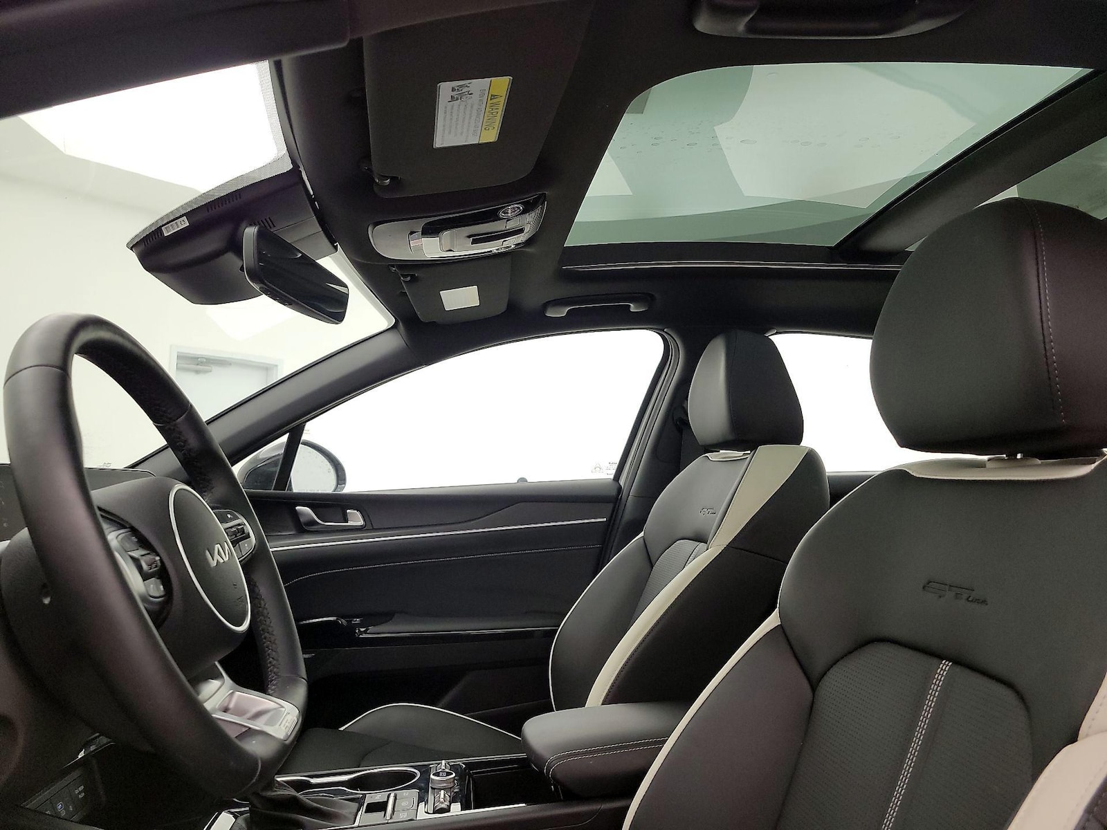 2026 Kia K5 GT-Line - Photo 21