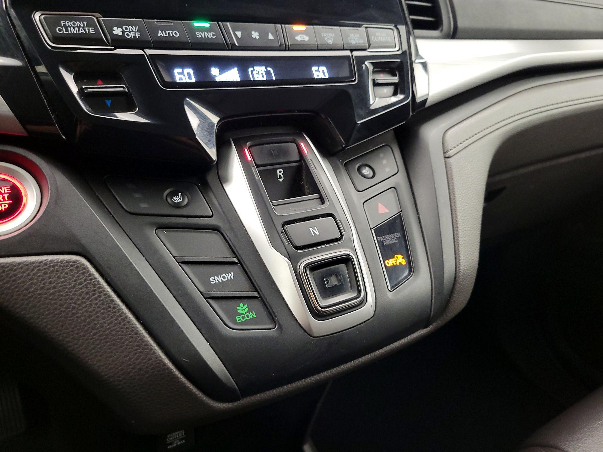 Thumbnail: 2019 Honda Odyssey - 17