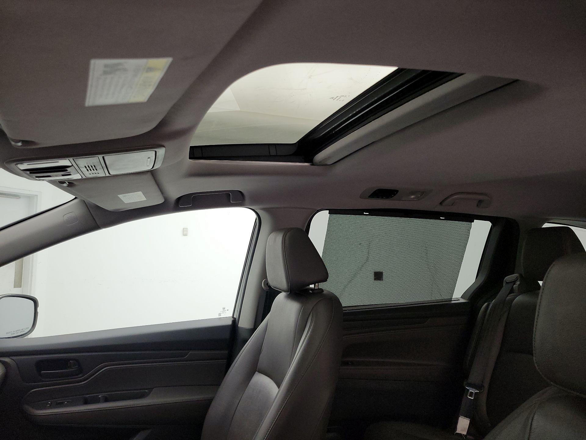 Thumbnail: 2019 Honda Odyssey - 19