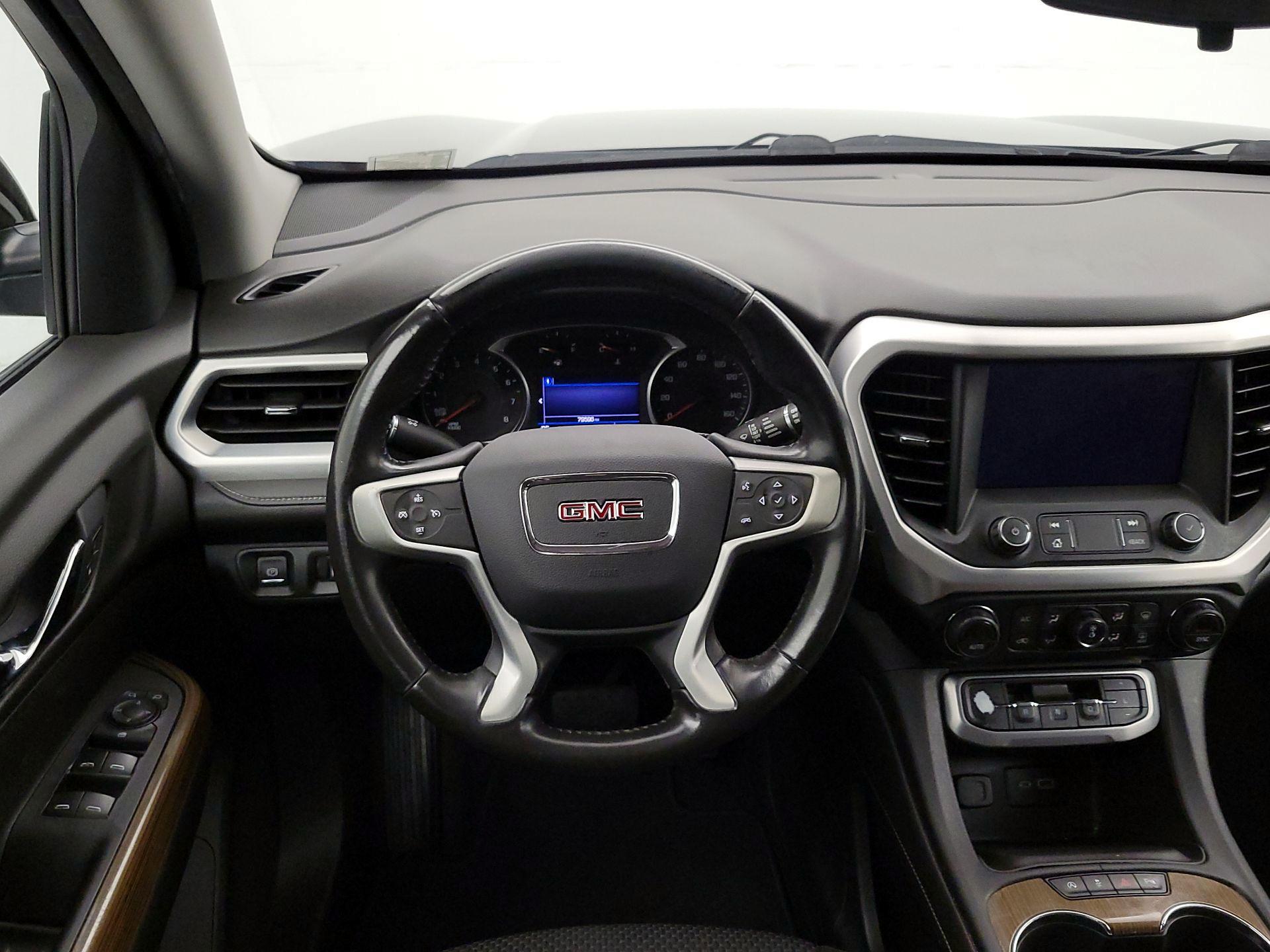 Thumbnail: 2020 GMC Acadia - 10