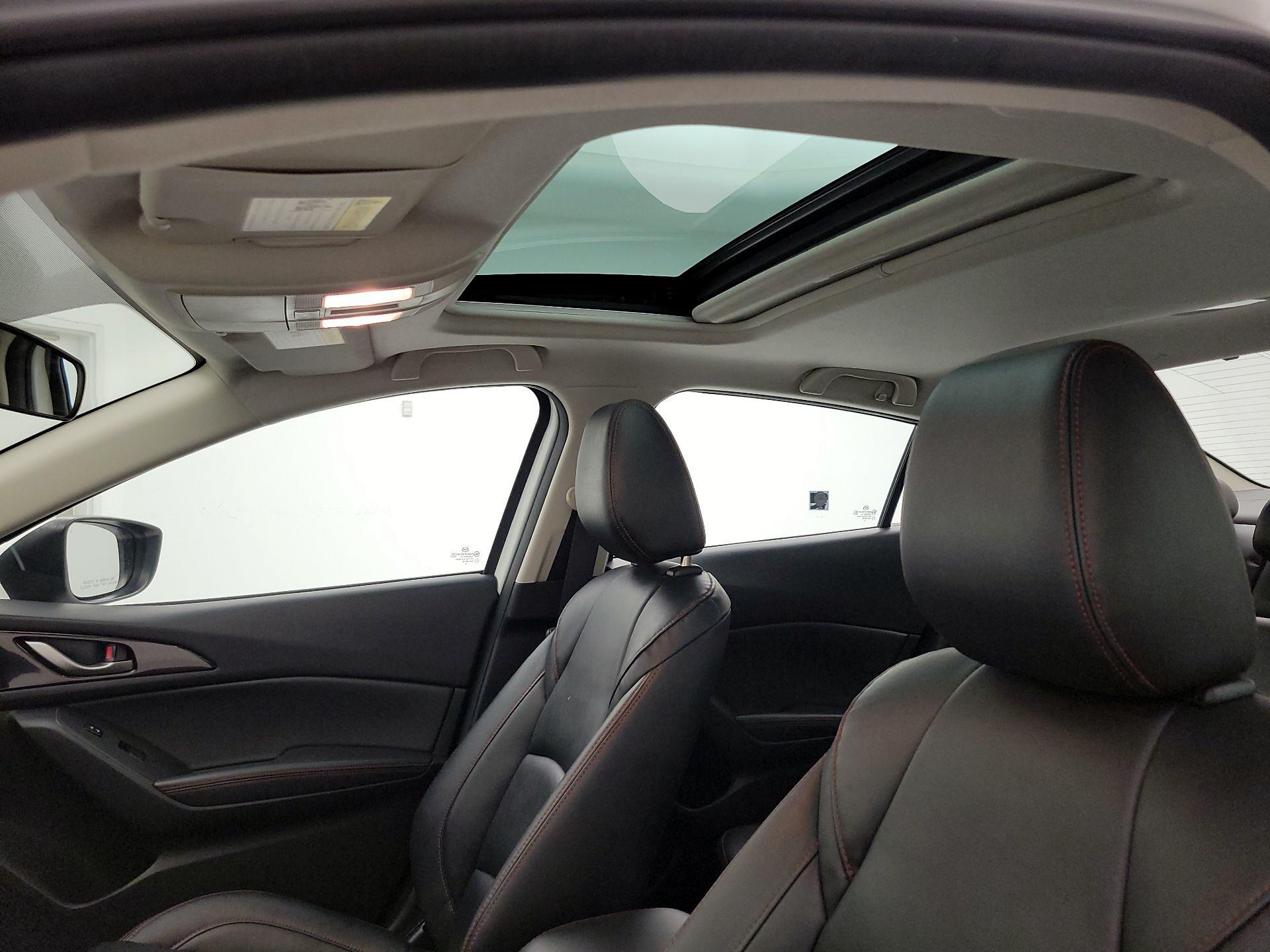 Thumbnail: 2014 Mazda Mazda3 - 18