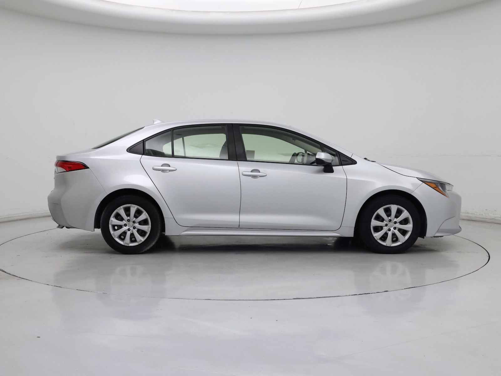 2022 Toyota Corolla LE - Photo 8