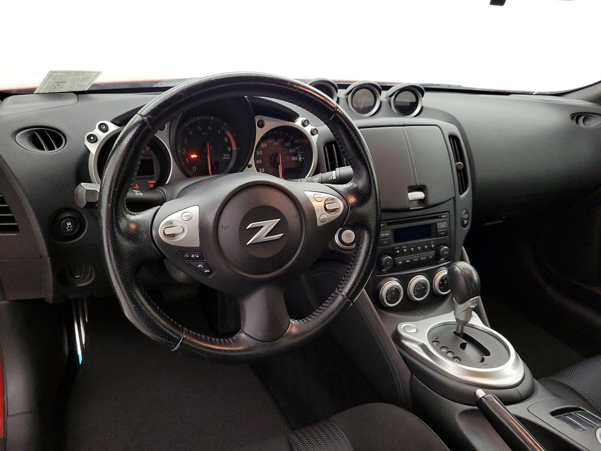 Thumbnail: 2016 Nissan Z - 10