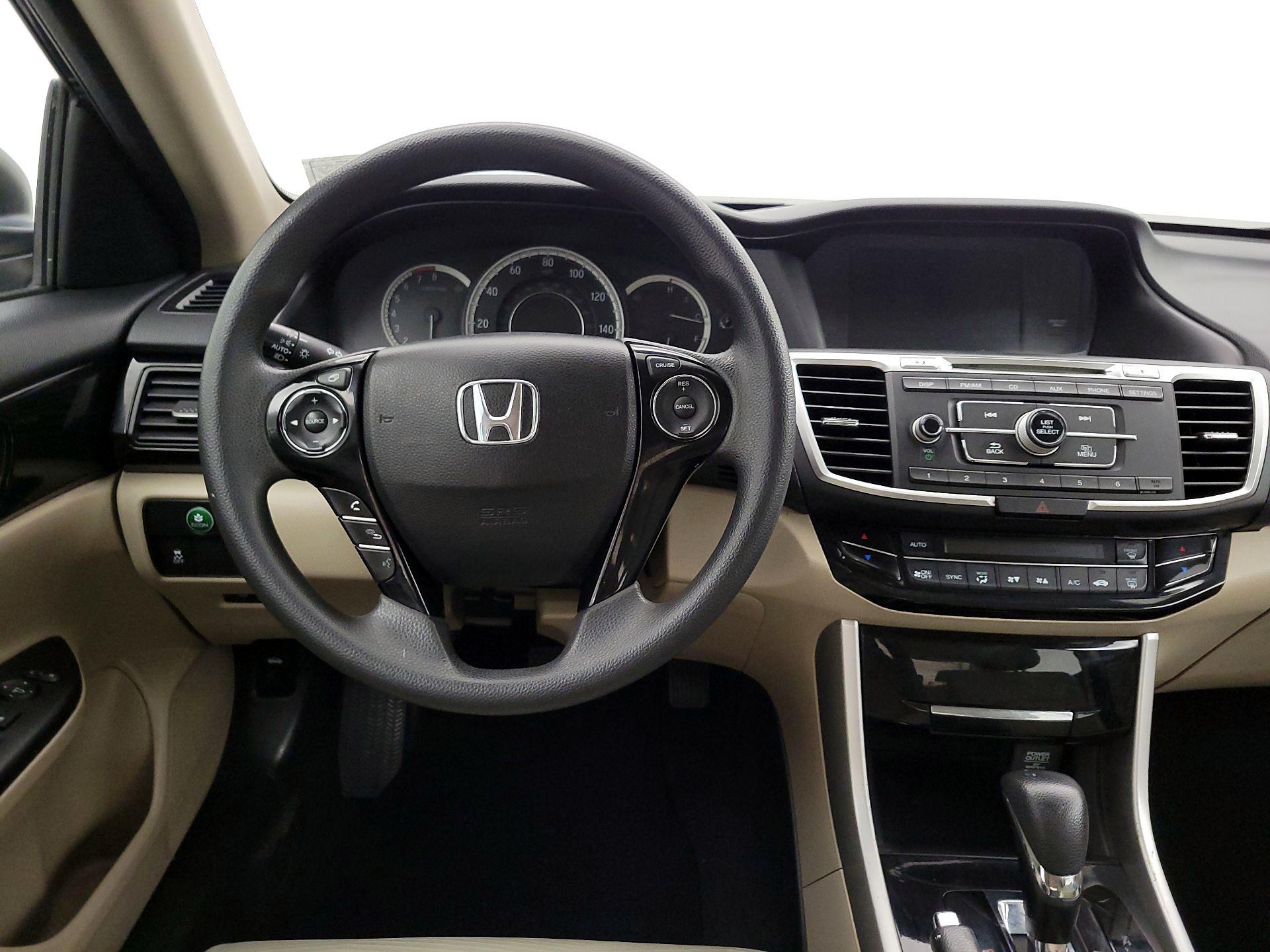 Thumbnail: 2016 Honda Accord - 10