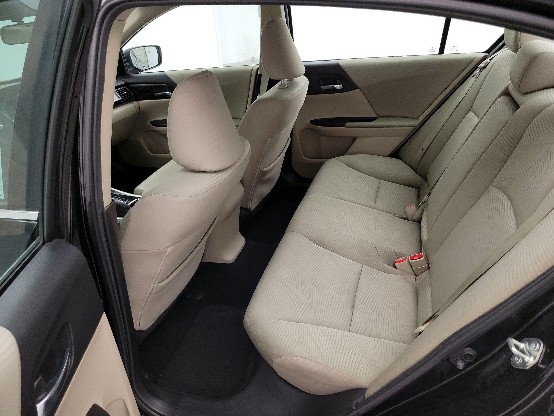 Thumbnail: 2016 Honda Accord - 18