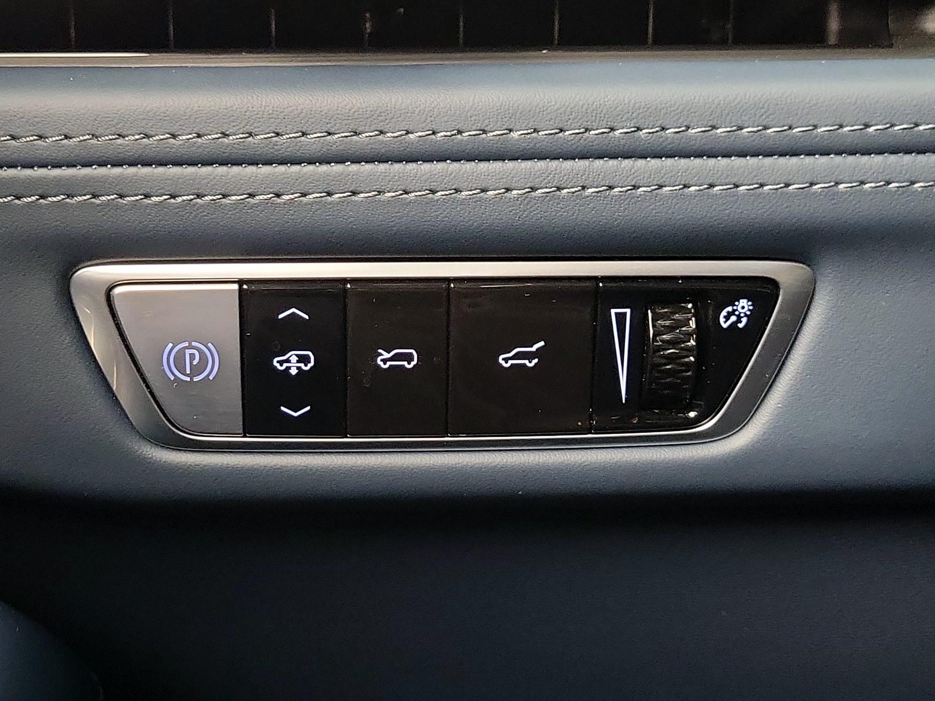 Thumbnail: 2026 Cadillac Escalade IQ - 13