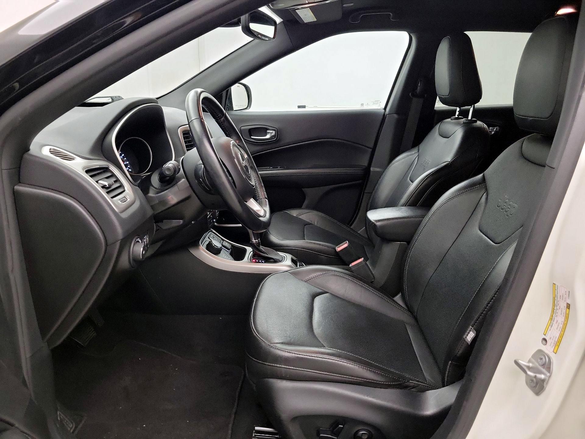 Thumbnail: 2020 Jeep Compass - 11