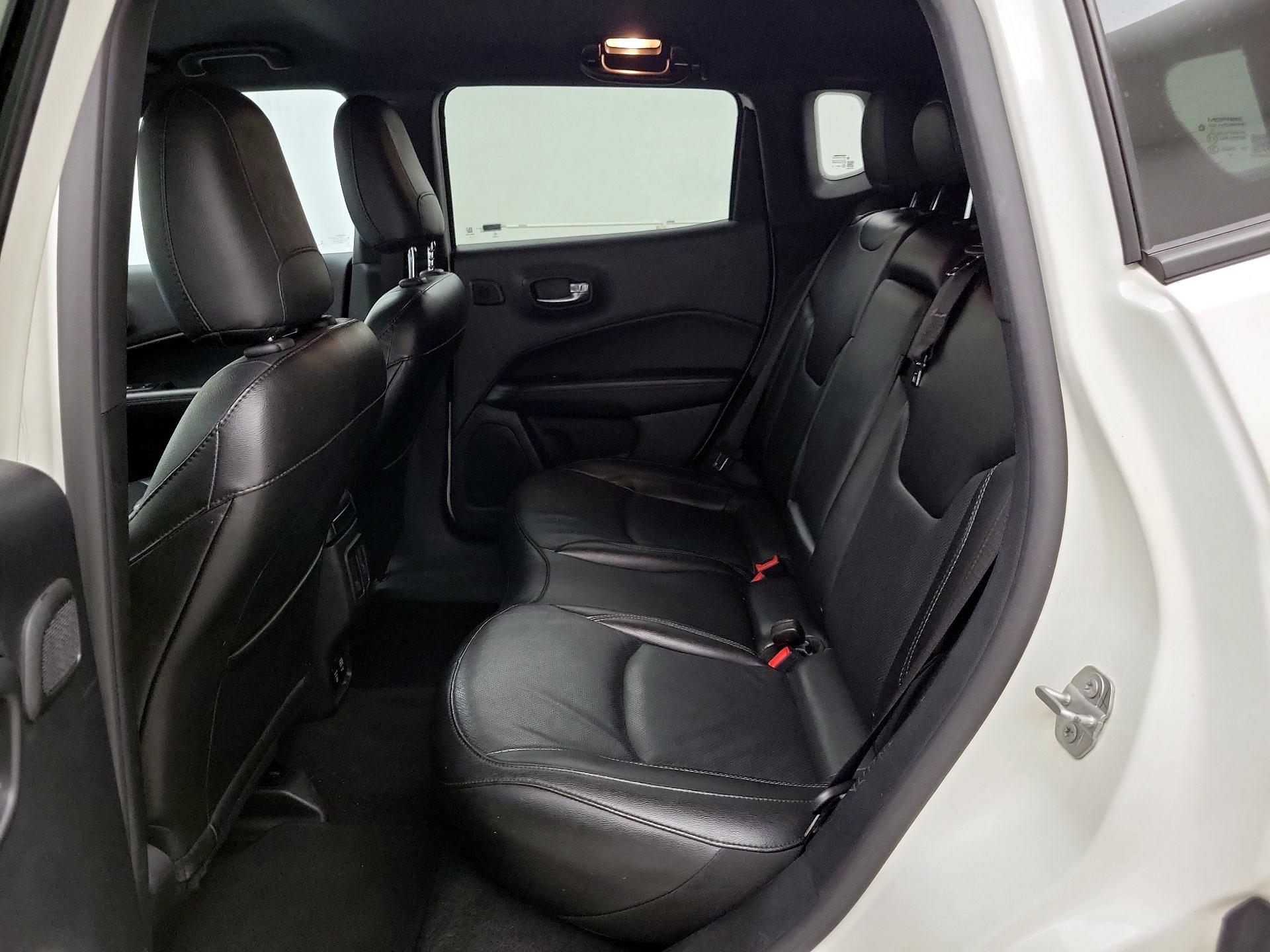 Thumbnail: 2020 Jeep Compass - 20