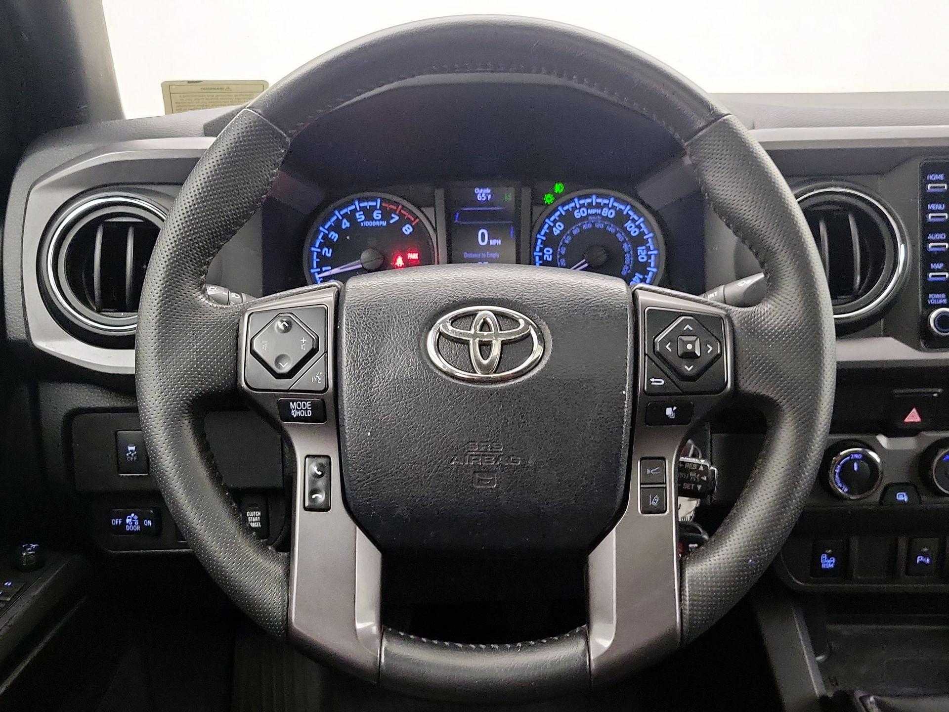 Thumbnail: 2020 Toyota Tacoma - 10