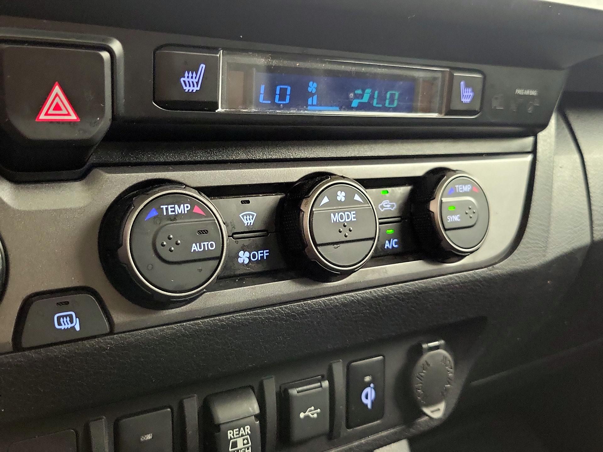 Thumbnail: 2020 Toyota Tacoma - 16