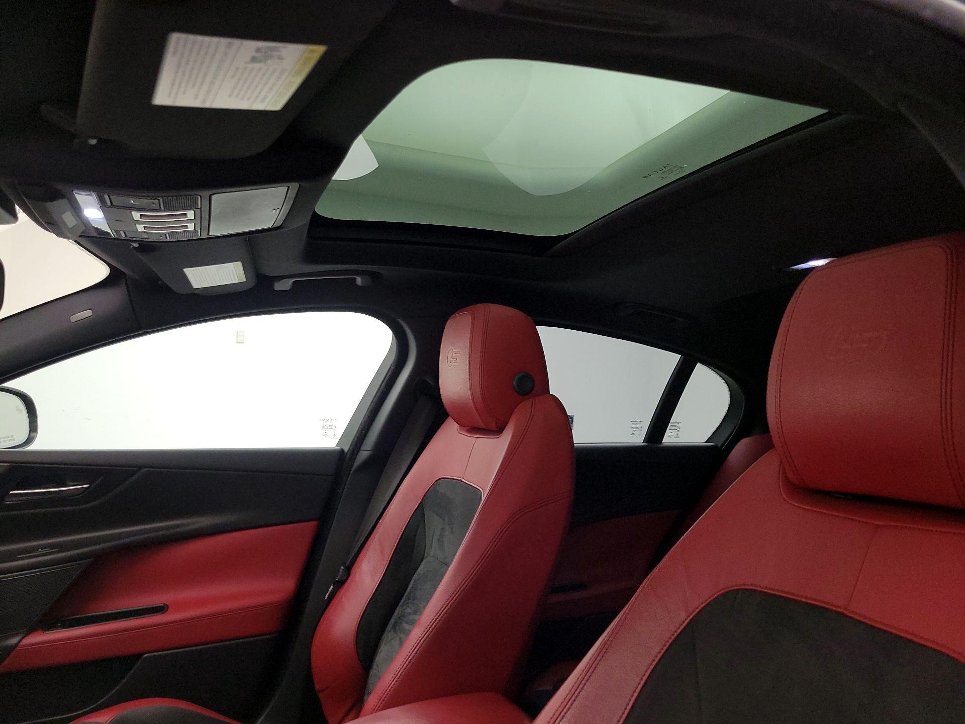 Thumbnail: 2018 Jaguar XE - 19