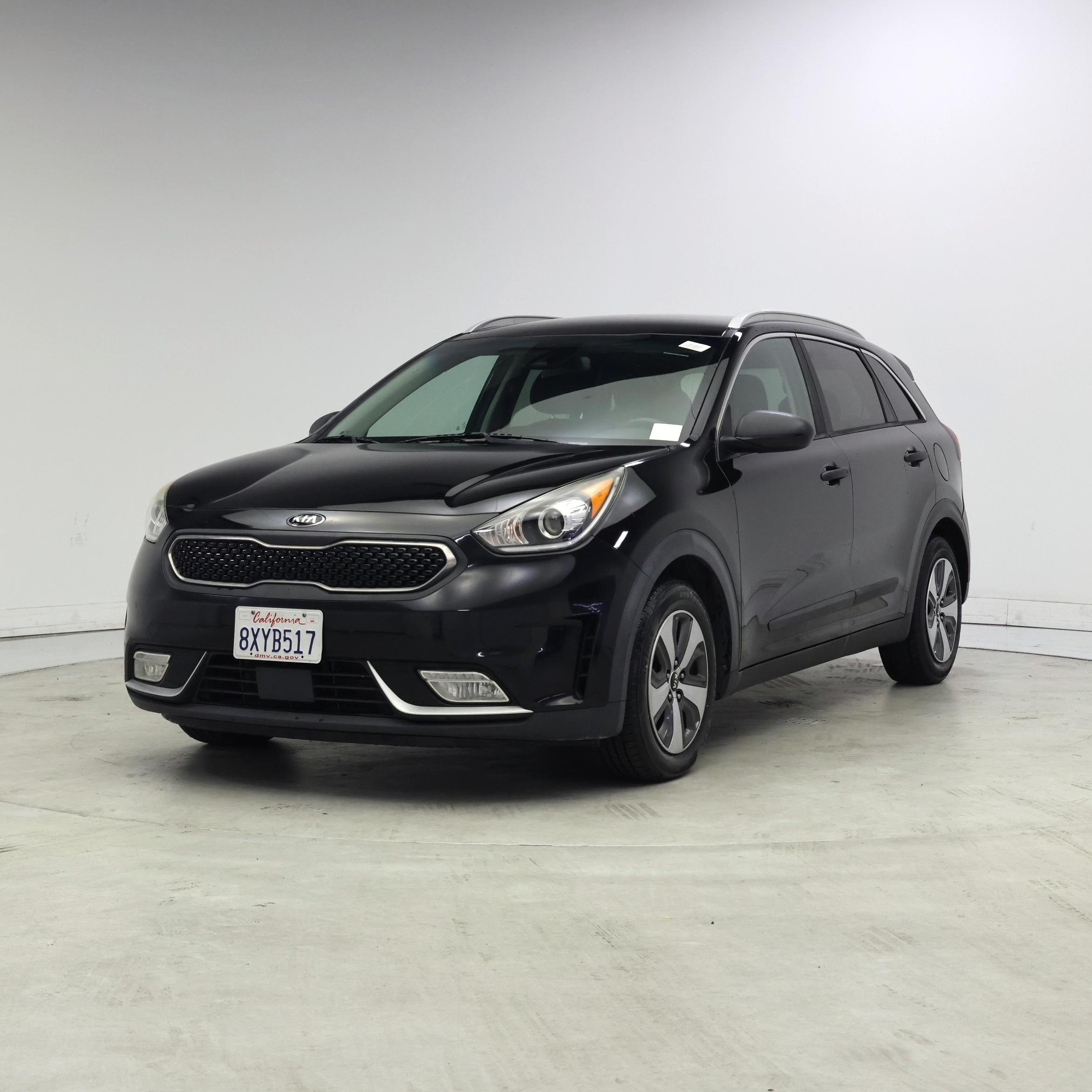 Thumbnail: 2017 Kia Niro - 4