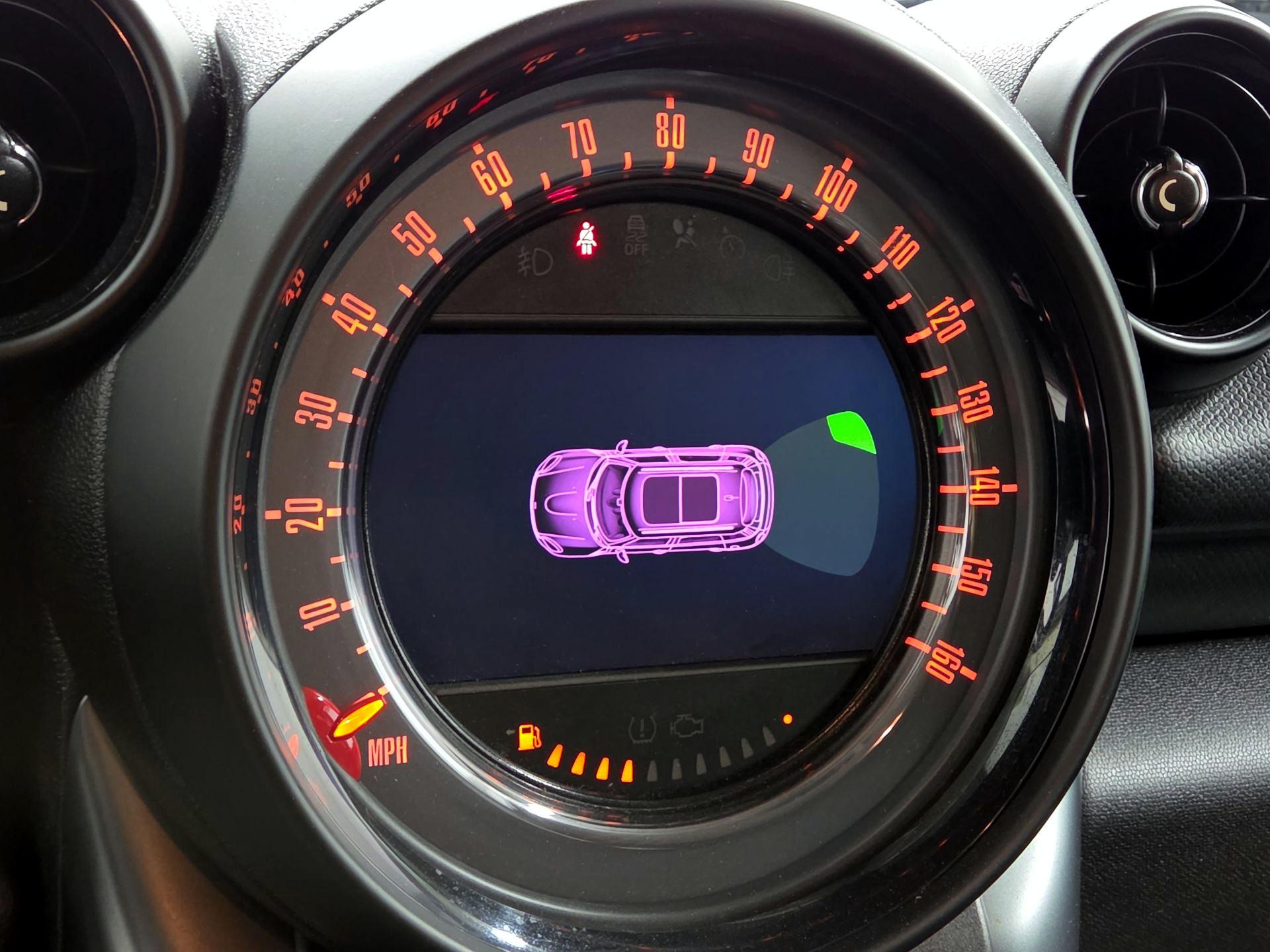 Thumbnail: 2016 MINI Cooper Countryman - 13