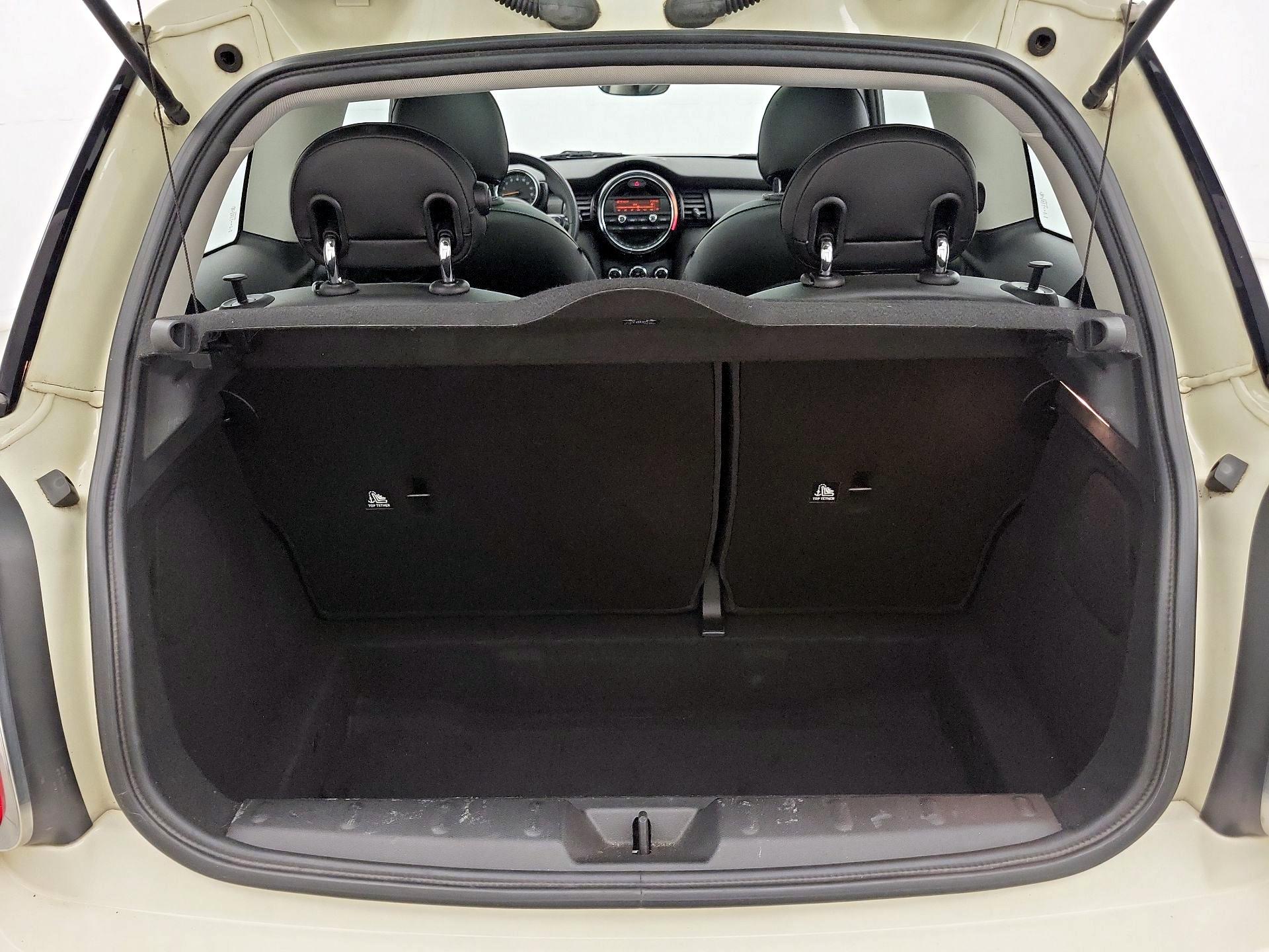 Thumbnail: 2015 MINI Cooper Hardtop - 20