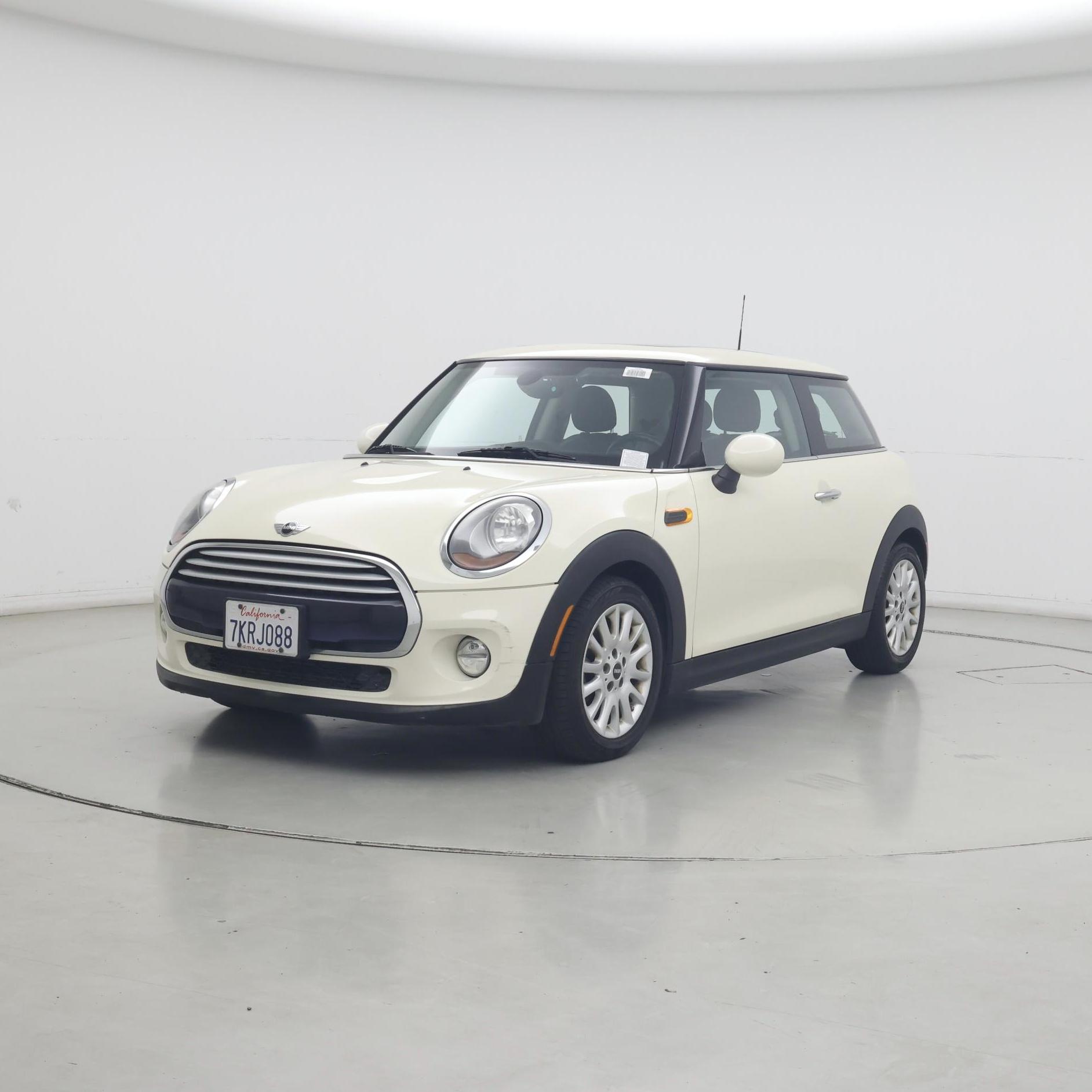 Thumbnail: 2015 MINI Cooper Hardtop - 4