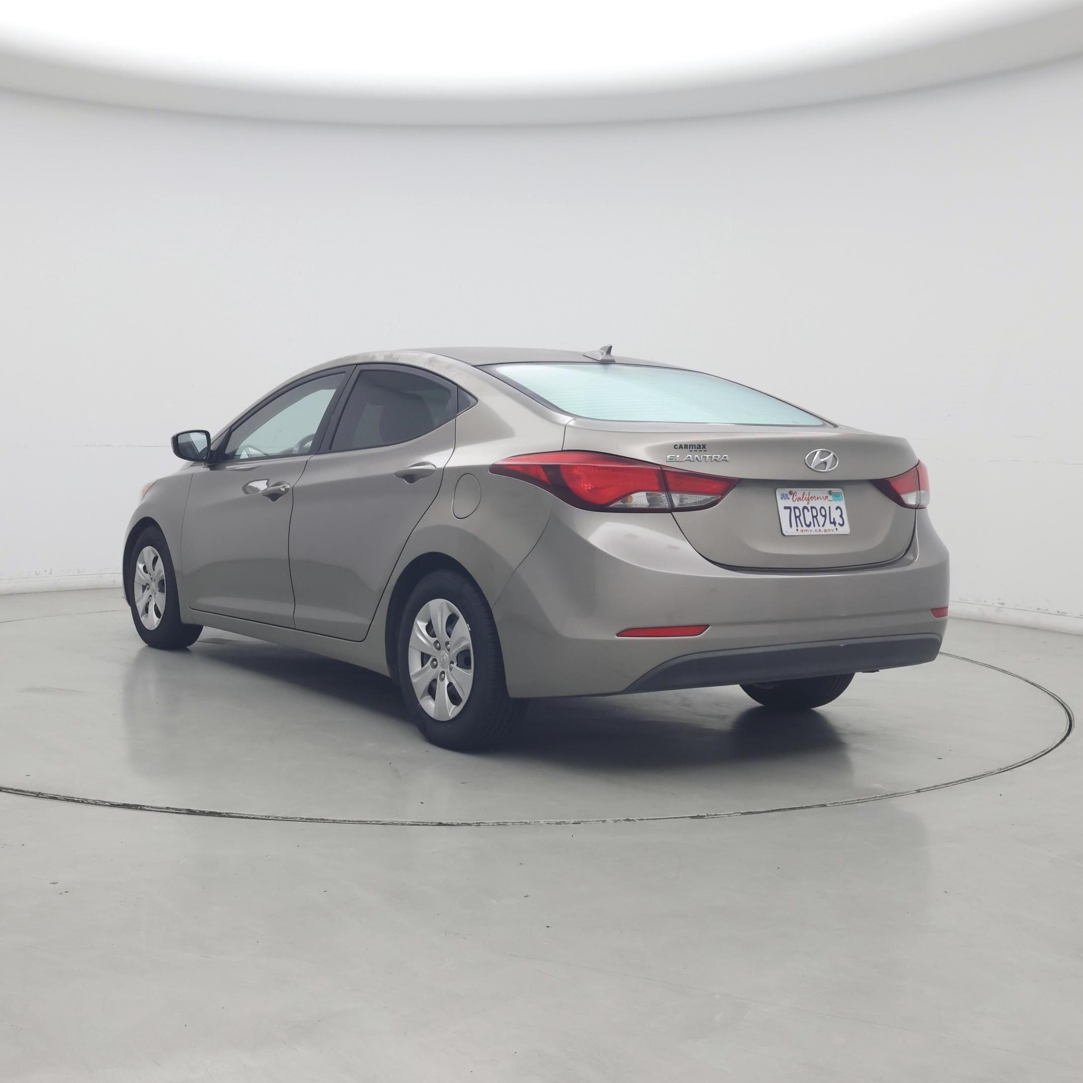 Thumbnail: 2016 Hyundai Elantra - 2
