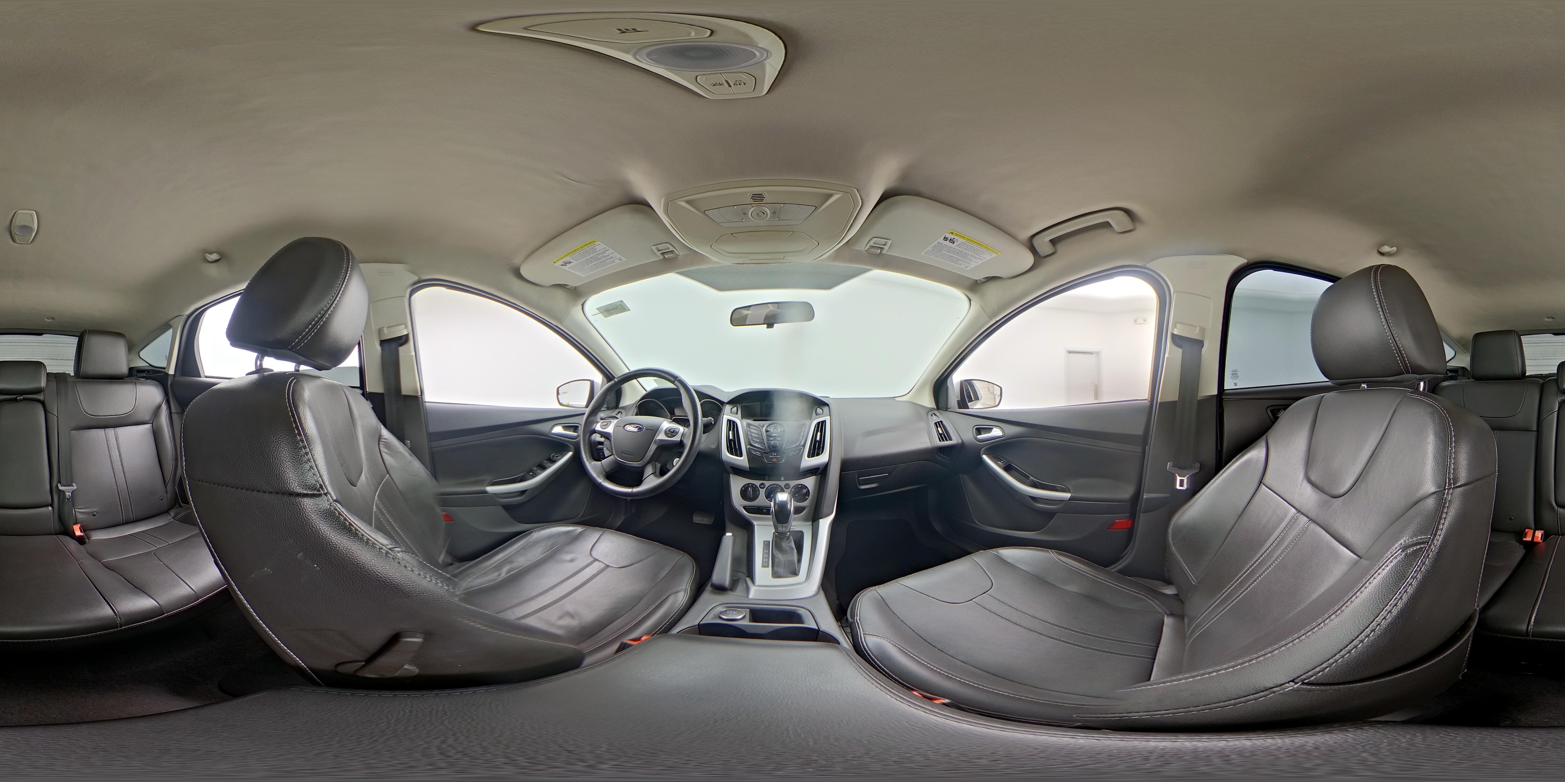2014 Ford Focus SE - Photo 22