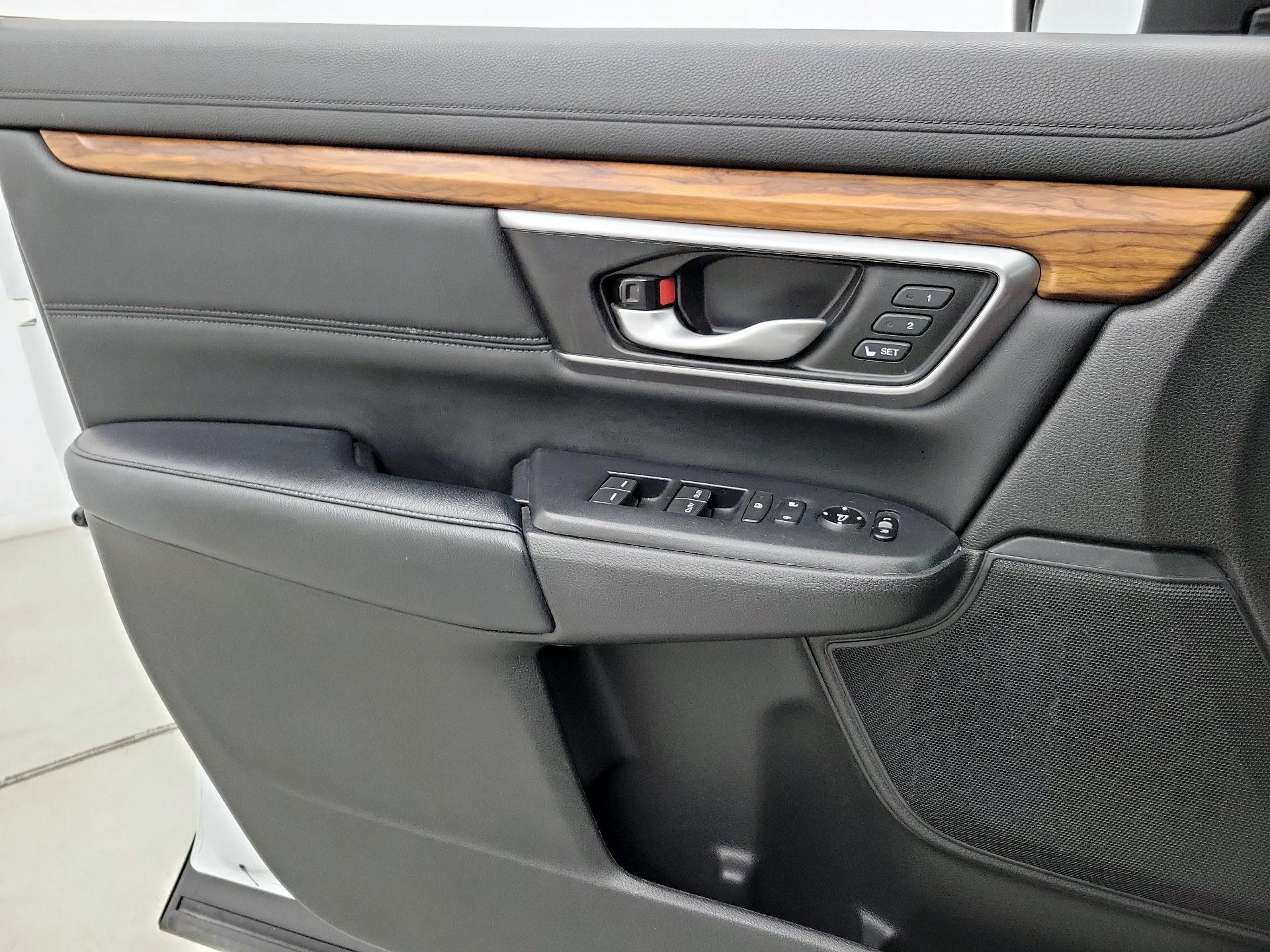 Thumbnail: 2019 Honda CR-V - 12