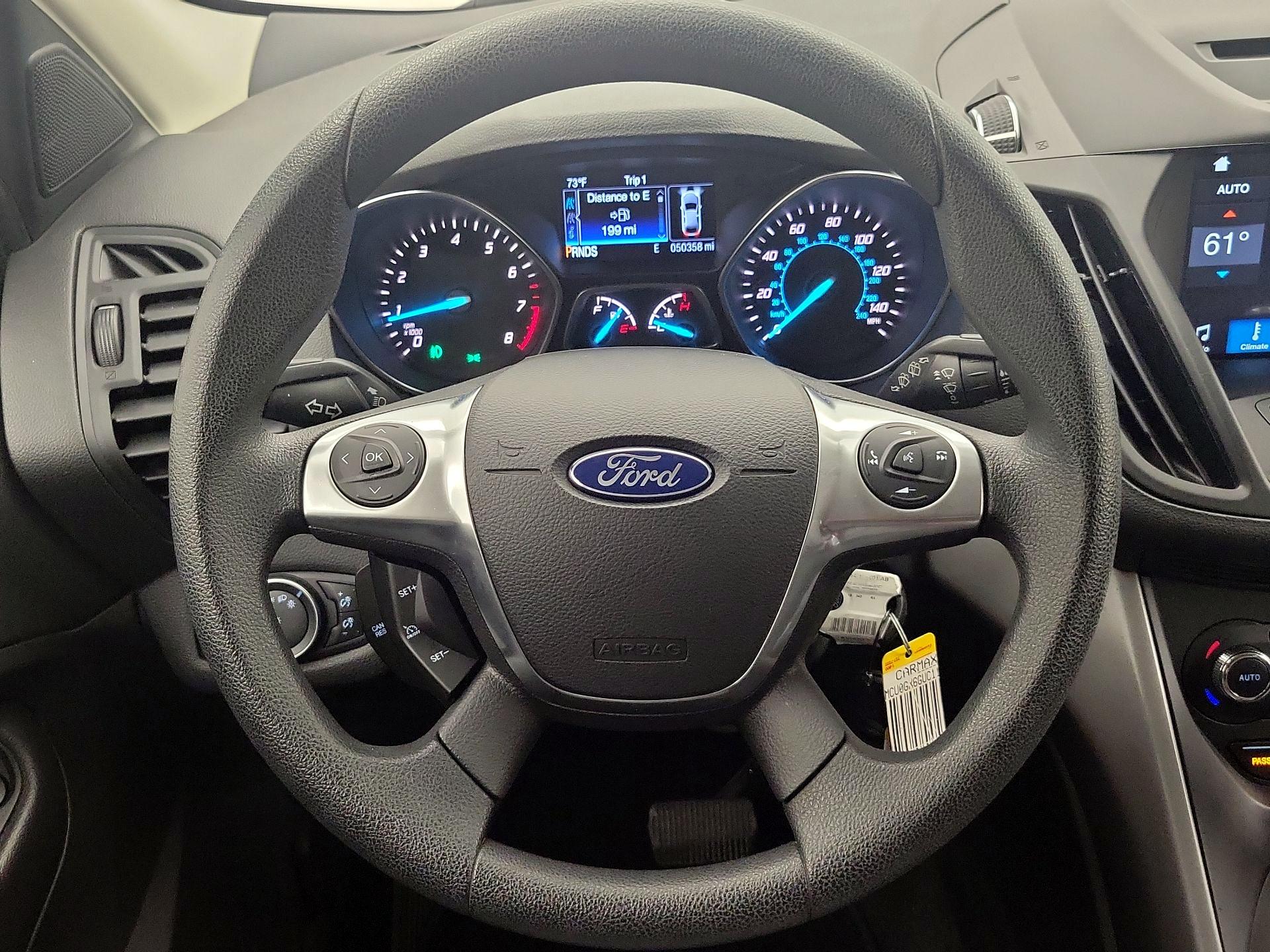Thumbnail: 2016 Ford Escape - 10