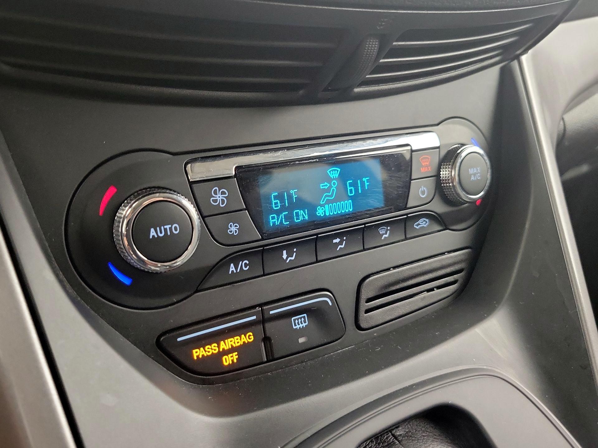 Thumbnail: 2016 Ford Escape - 16