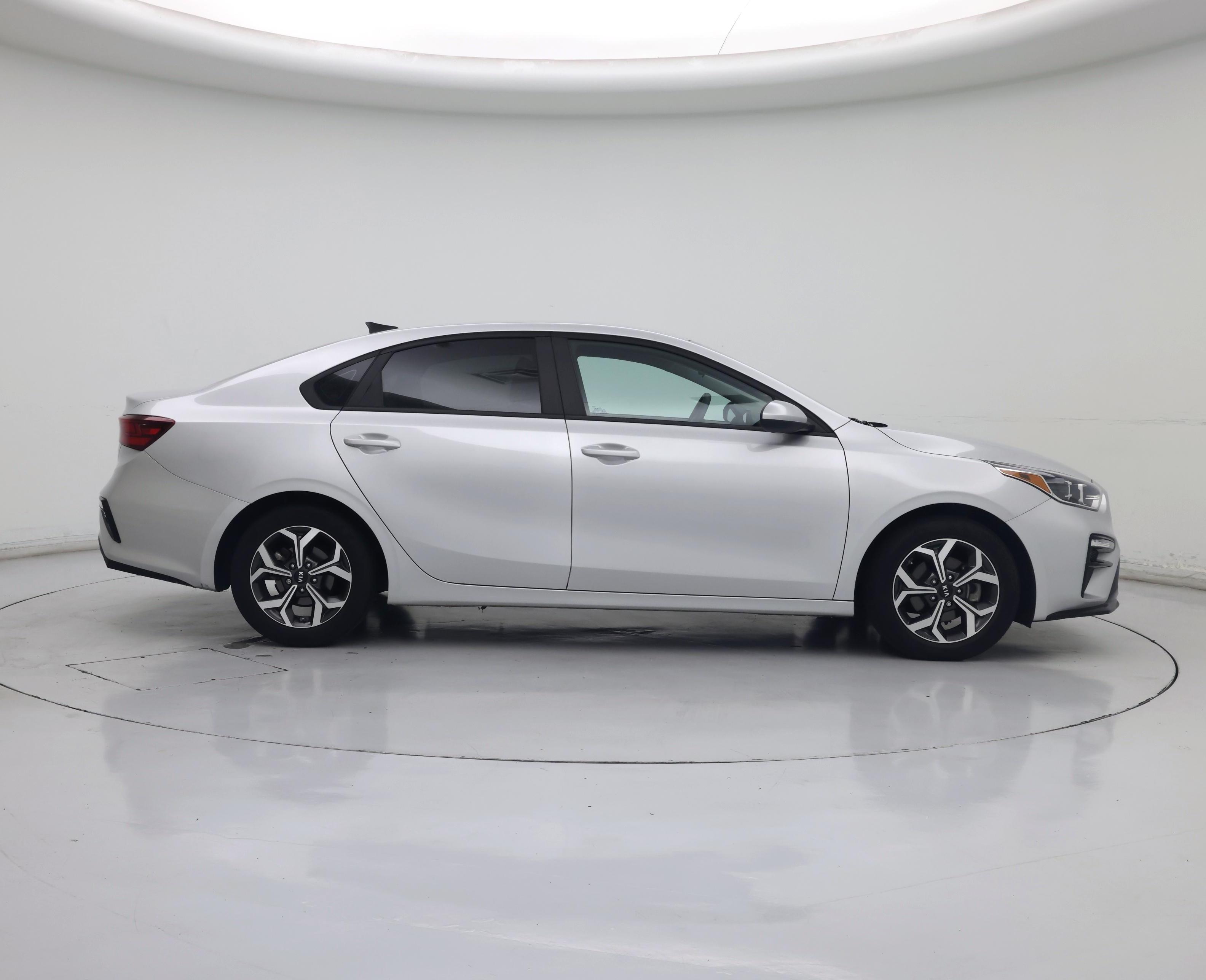 Thumbnail: 2021 Kia Forte - 7