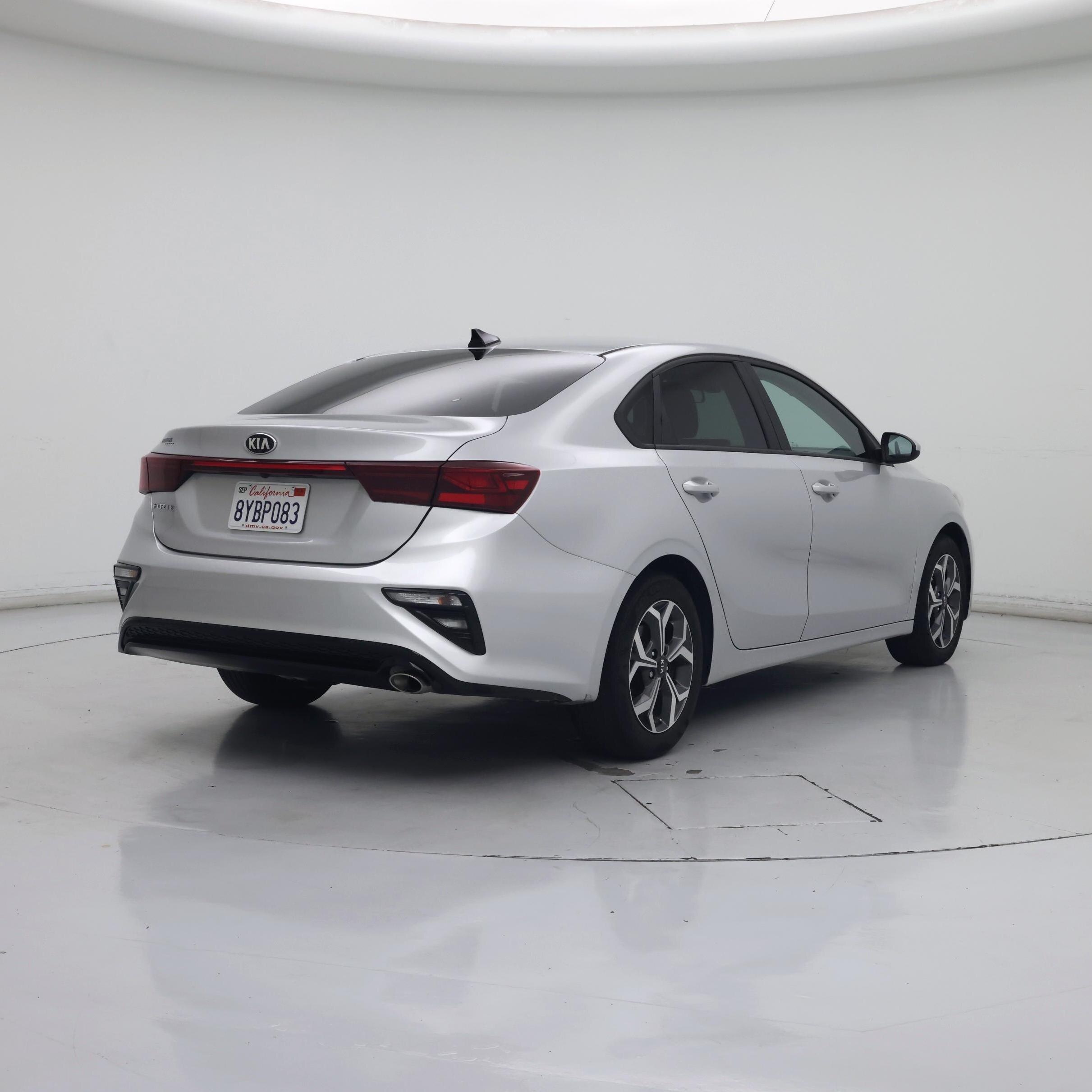 Thumbnail: 2021 Kia Forte - 8