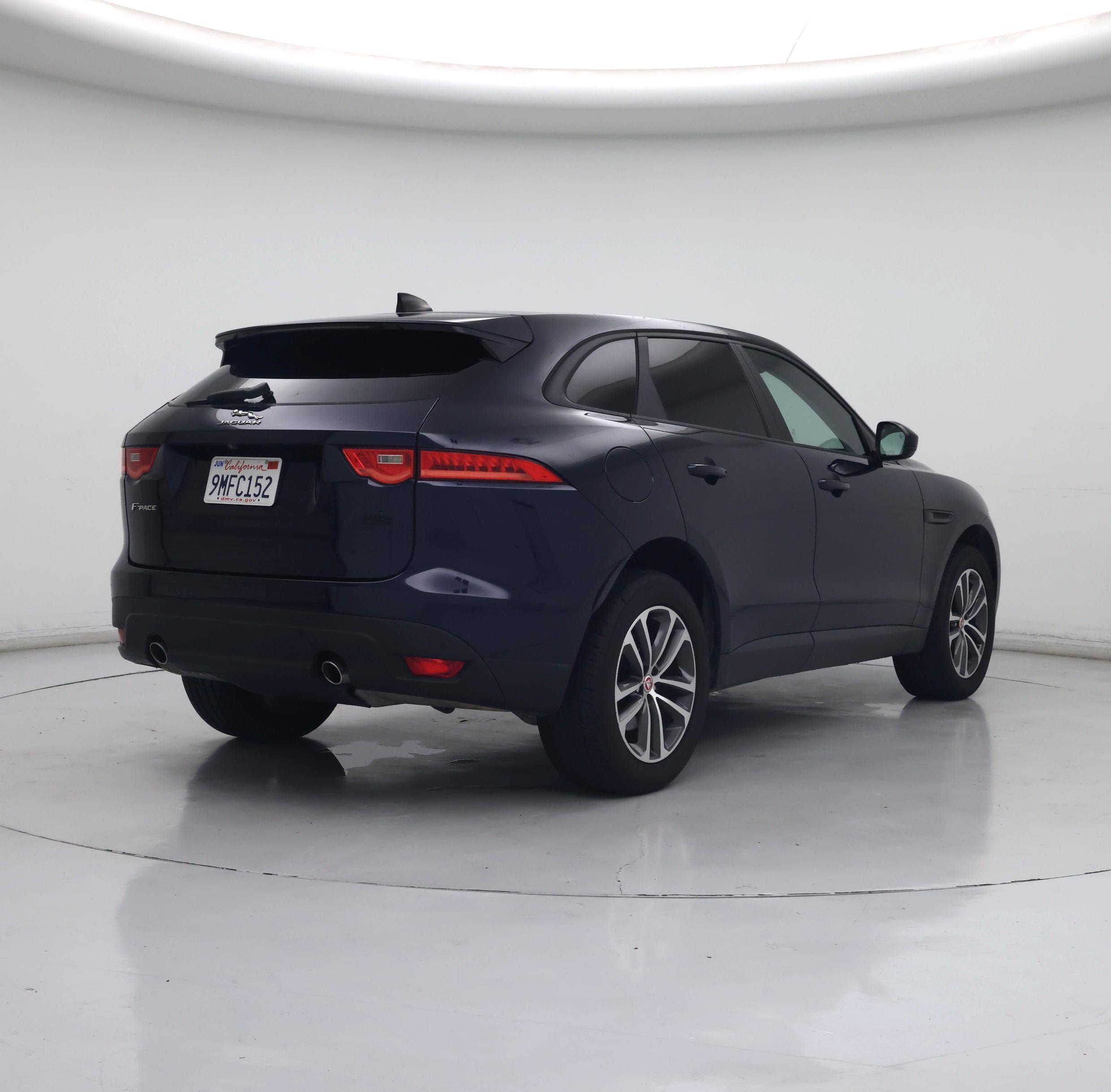 Thumbnail: 2020 Jaguar F-Pace - 8