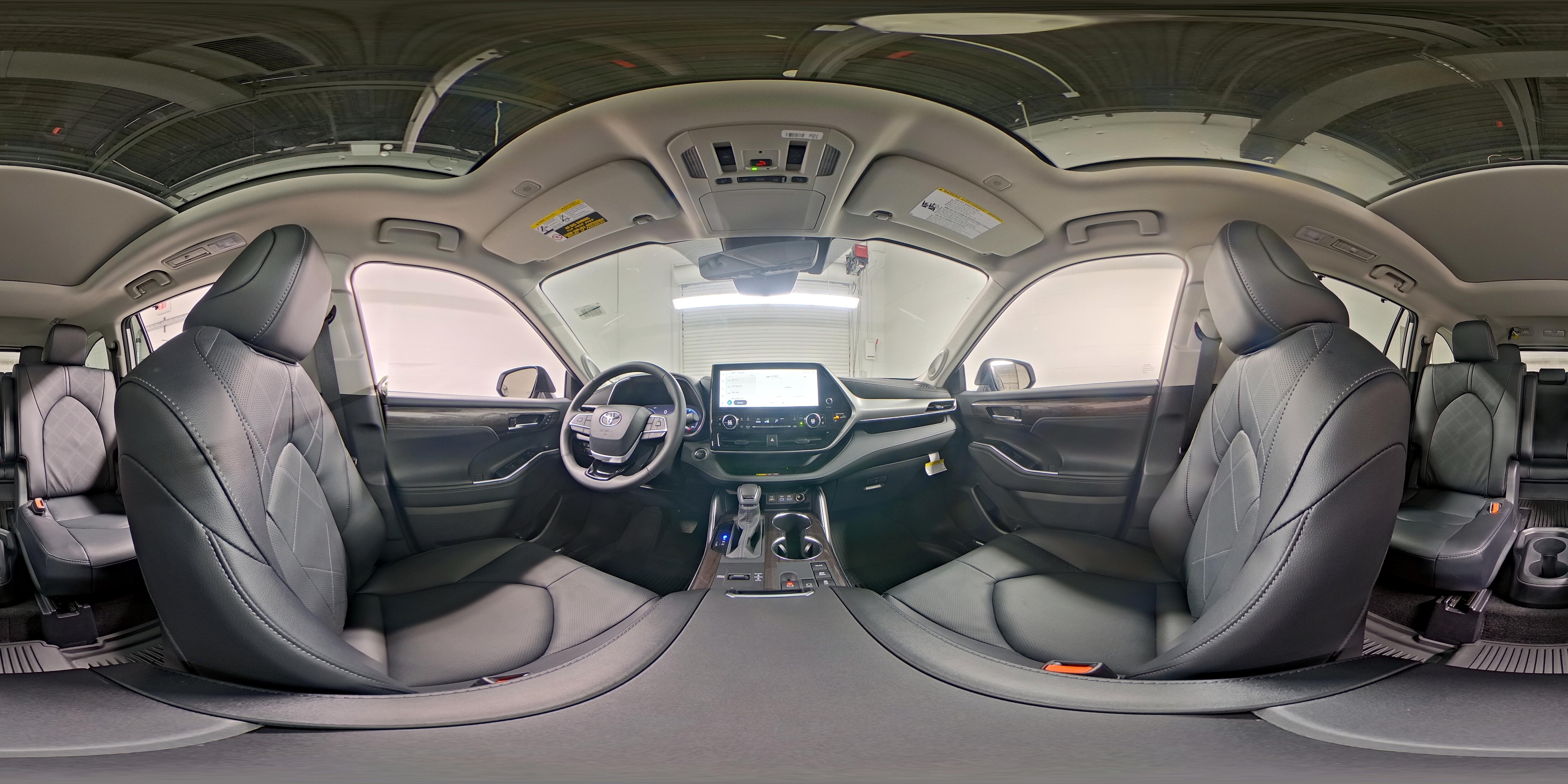 2026 Toyota Highlander Platinum - Photo 27