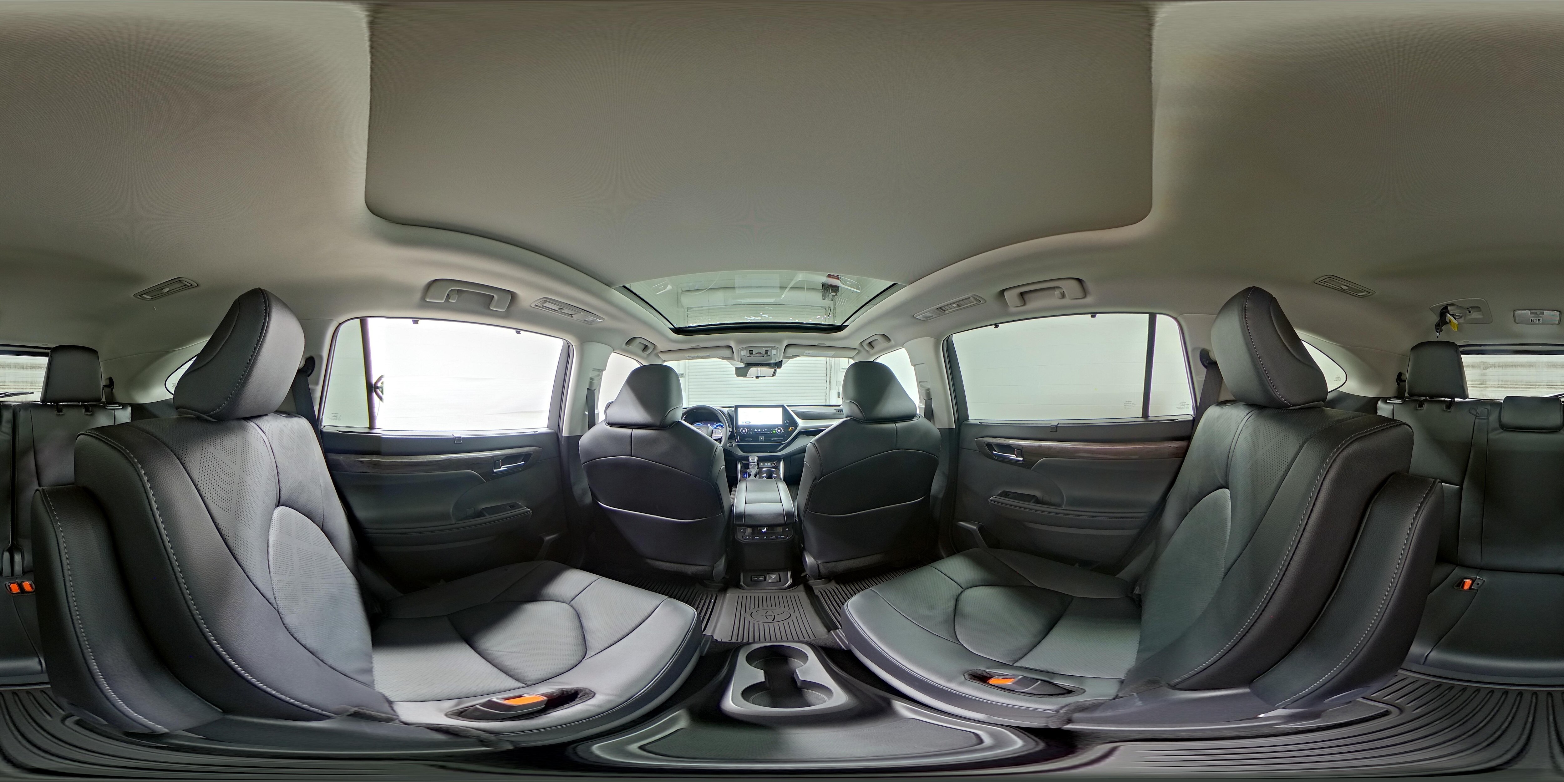 2026 Toyota Highlander Platinum - Photo 28