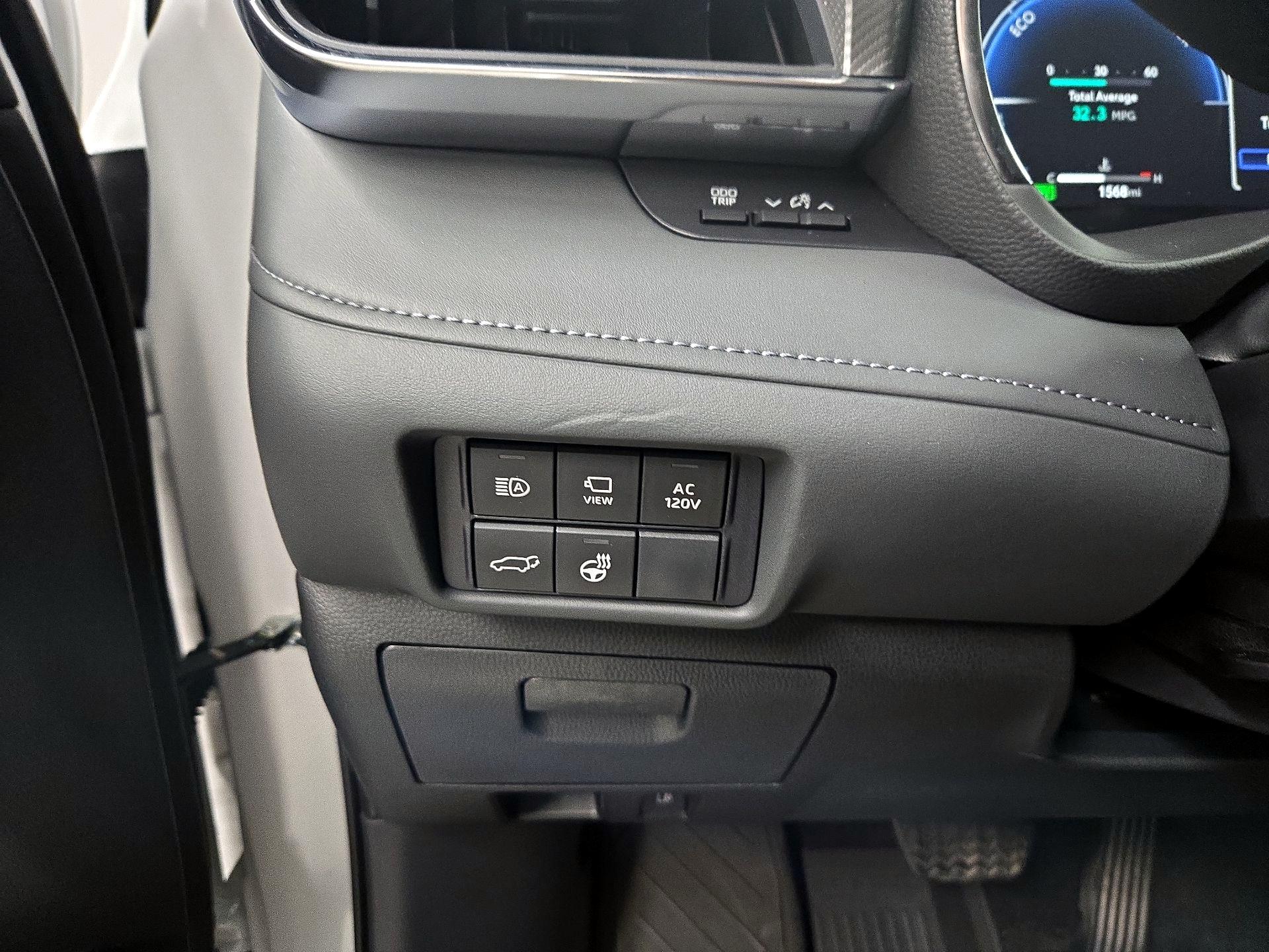 Thumbnail: 2026 Toyota Highlander - 13