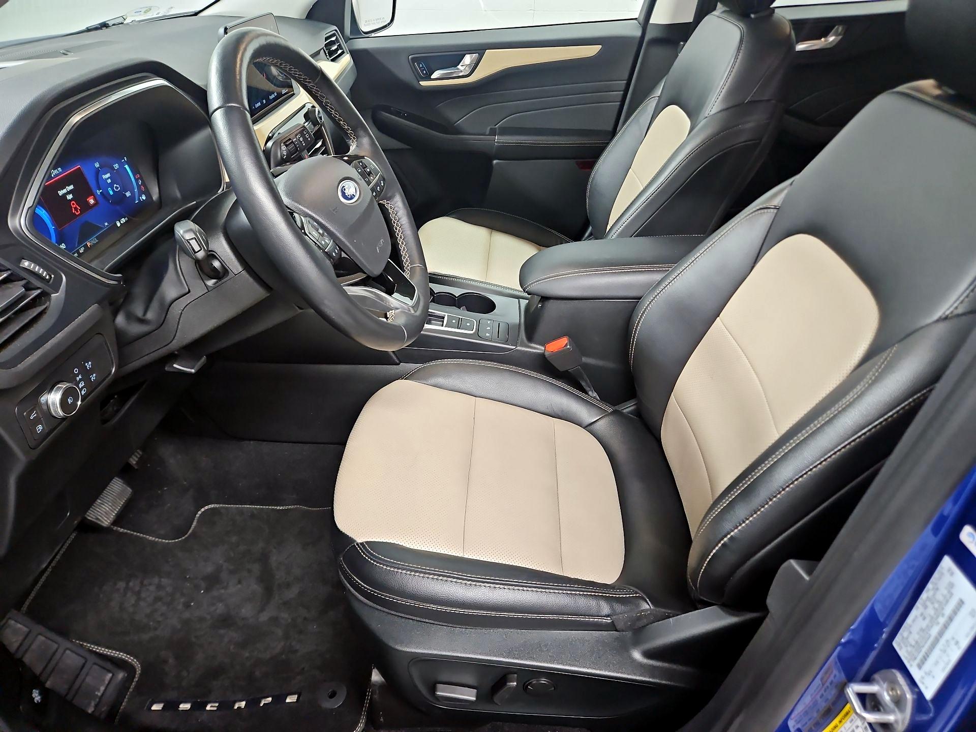 Thumbnail: 2022 Ford Escape - 11
