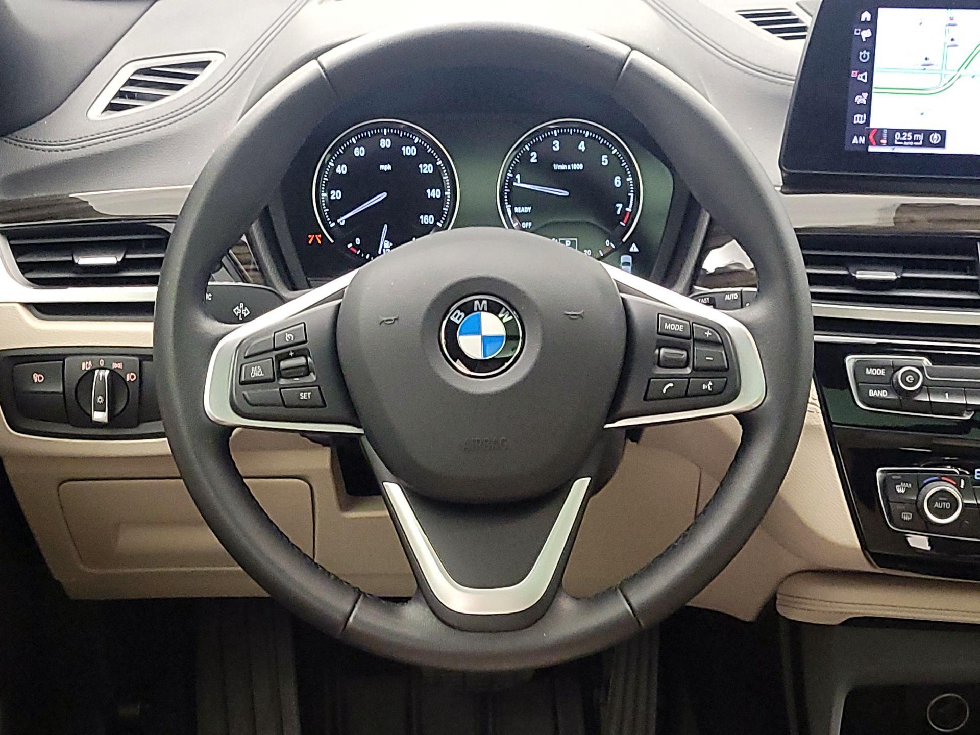 Thumbnail: 2023 BMW X2 - 10