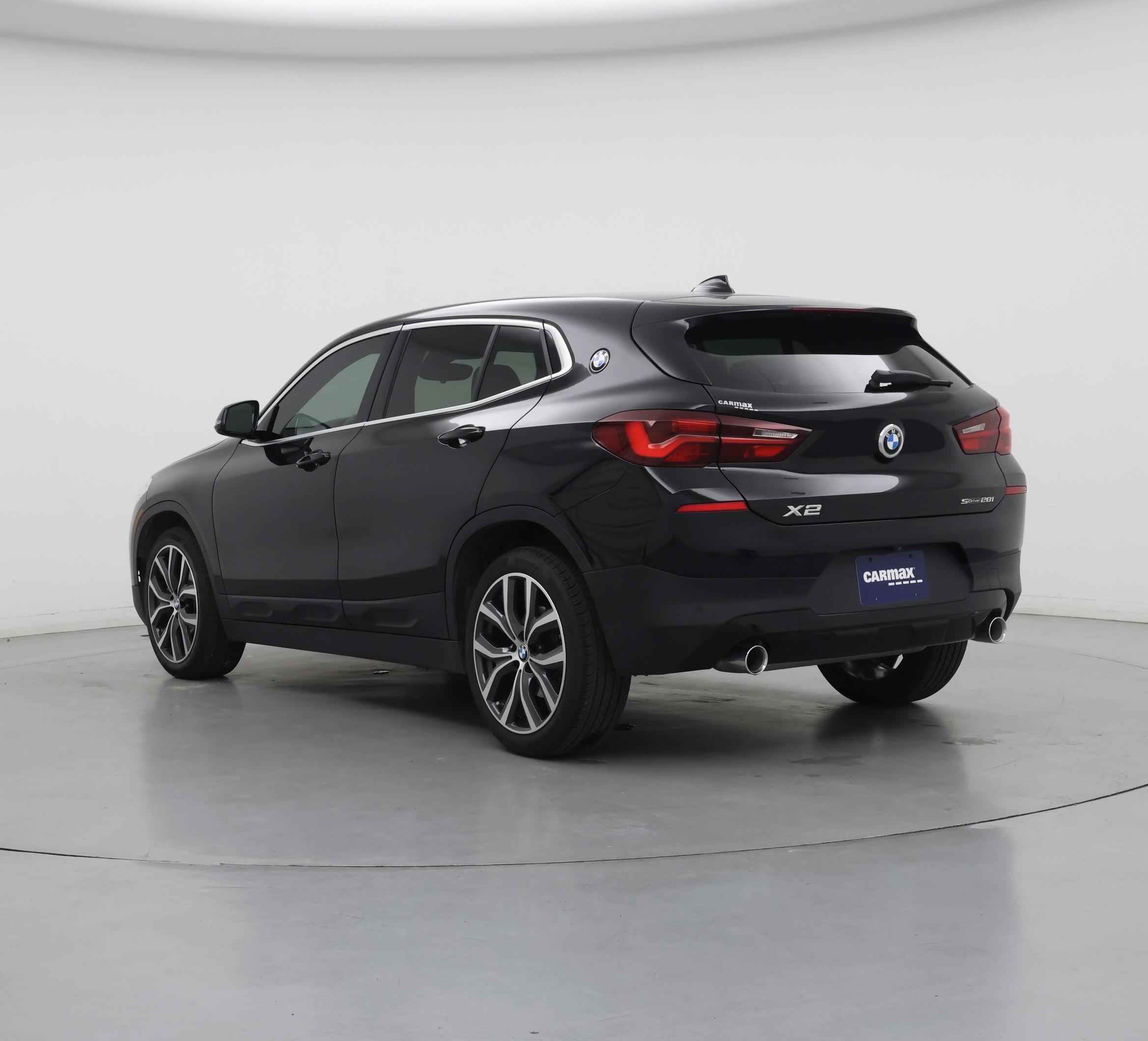 Thumbnail: 2023 BMW X2 - 2
