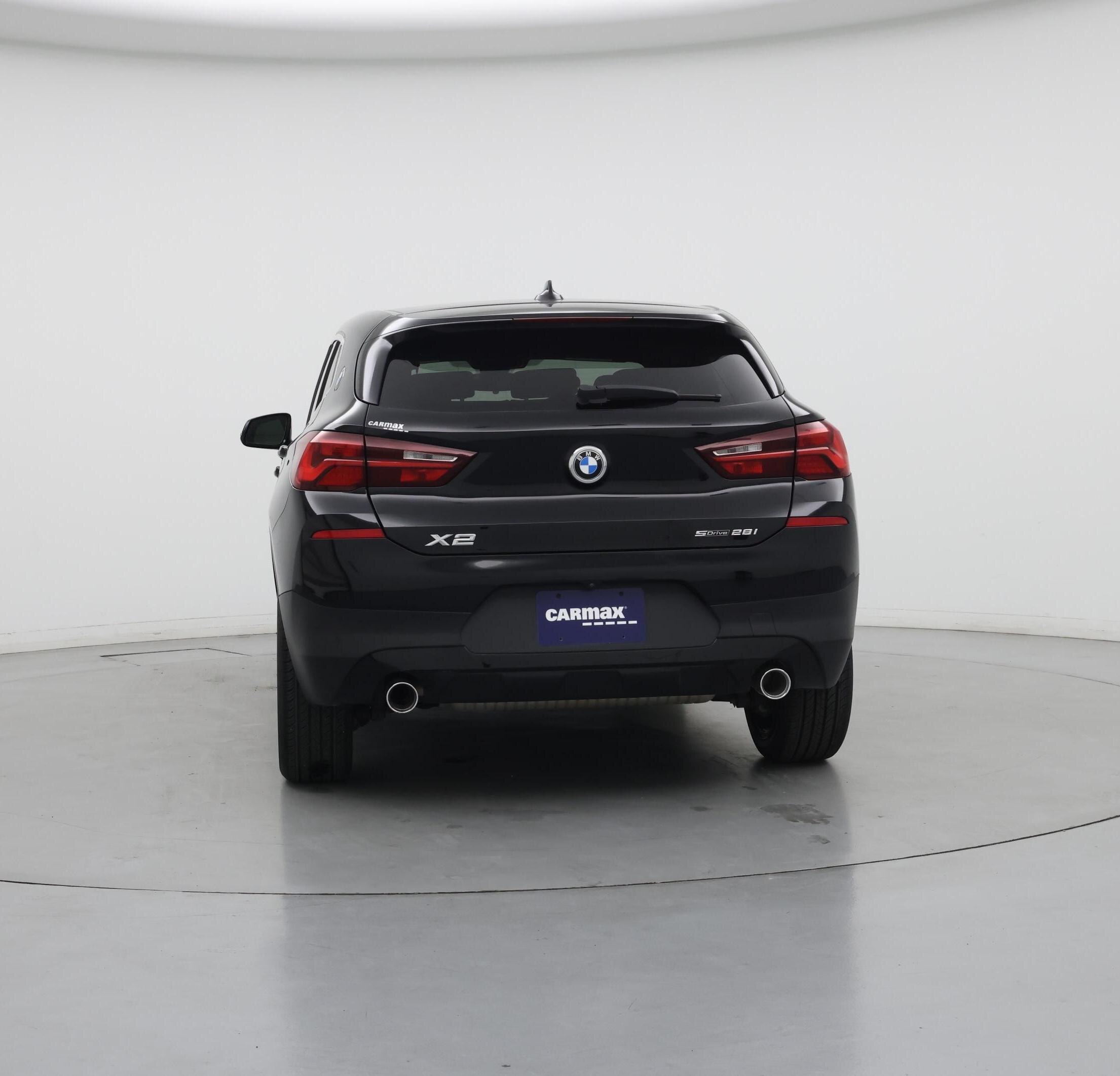 Thumbnail: 2023 BMW X2 - 6
