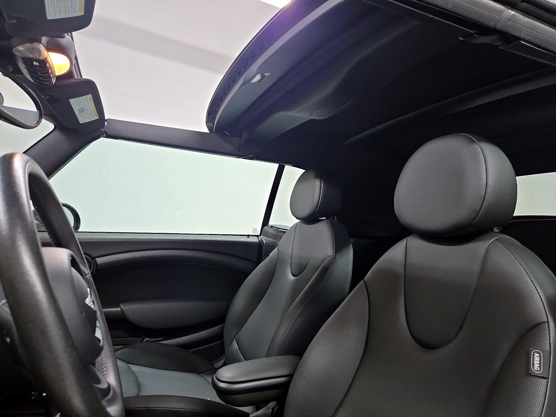 Thumbnail: 2015 MINI Cooper - 17