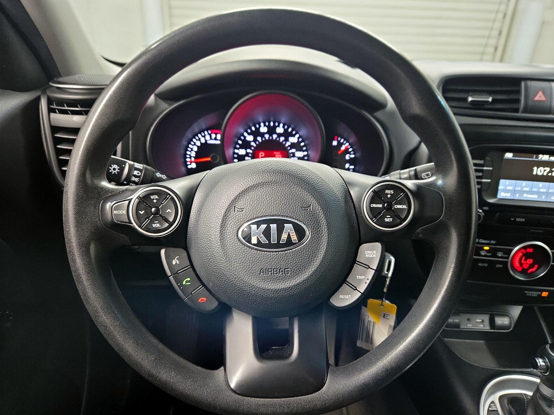 Thumbnail: 2017 Kia Soul - 10
