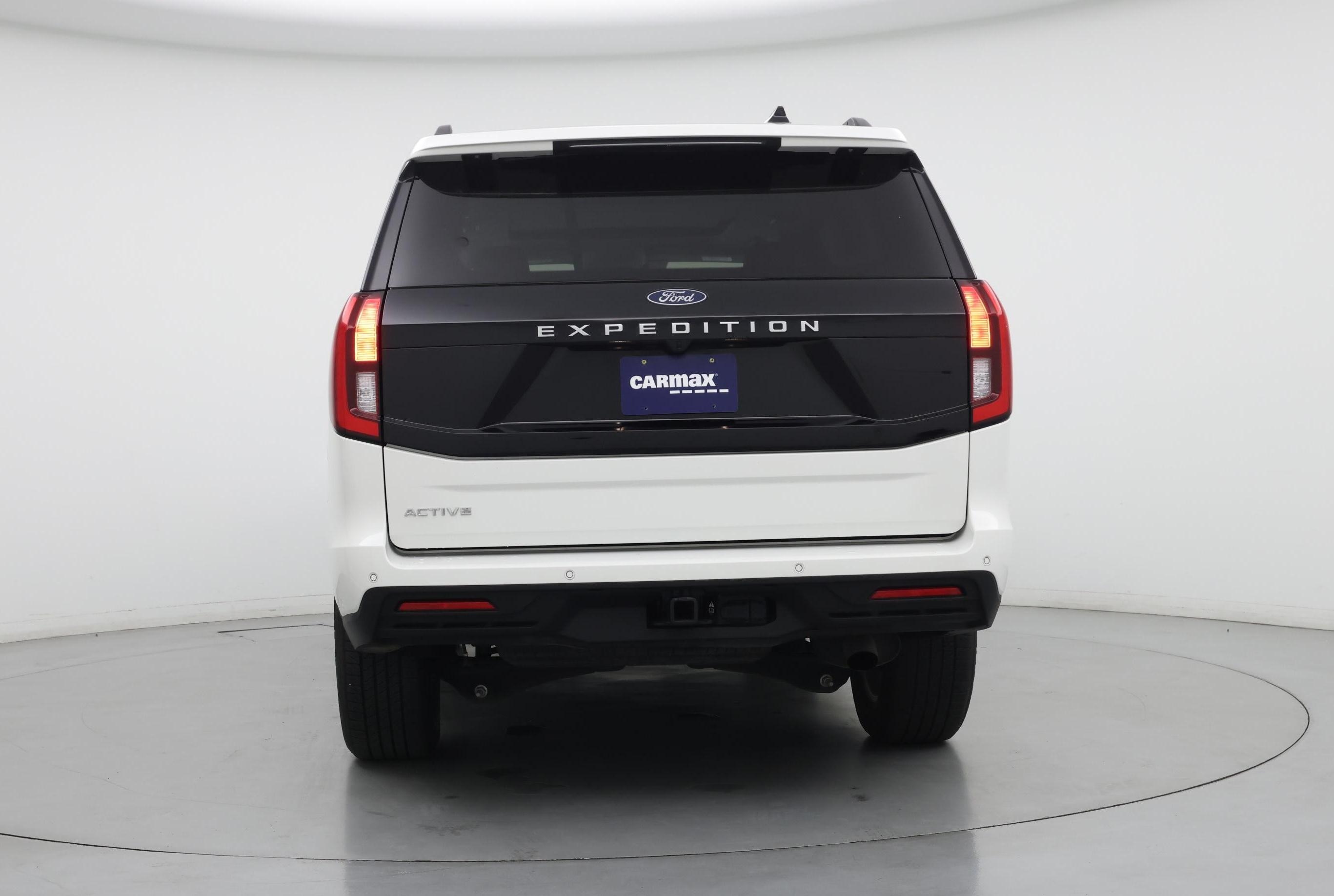 Thumbnail: 2025 Ford Expedition - 6