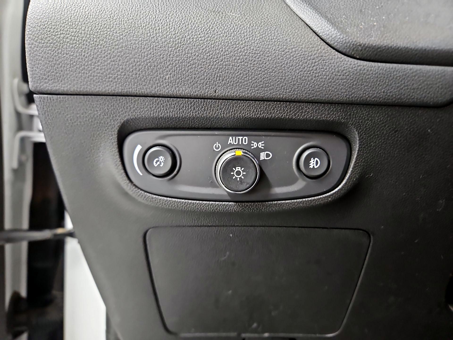 Thumbnail: 2023 Buick Encore GX - 13