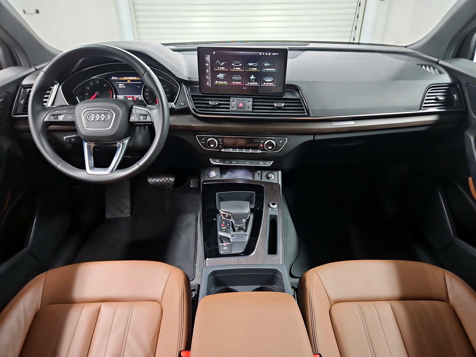 Thumbnail: 2022 Audi Q5 - 9