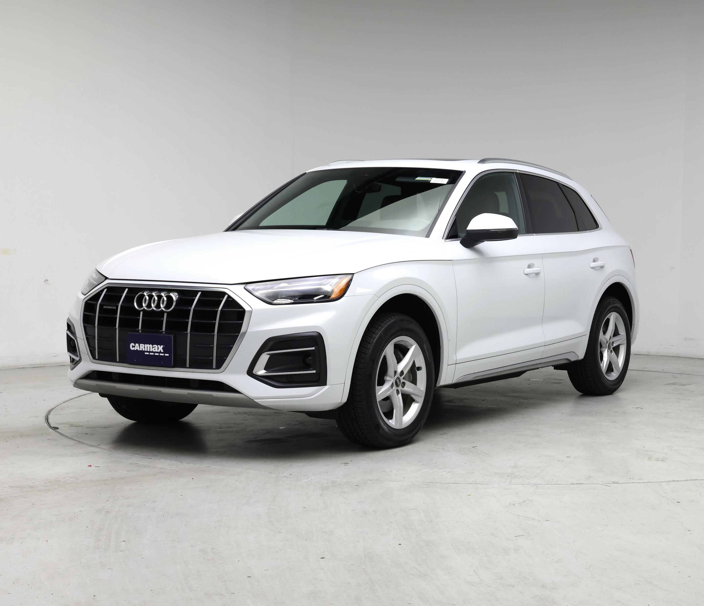 Thumbnail: 2022 Audi Q5 - 4